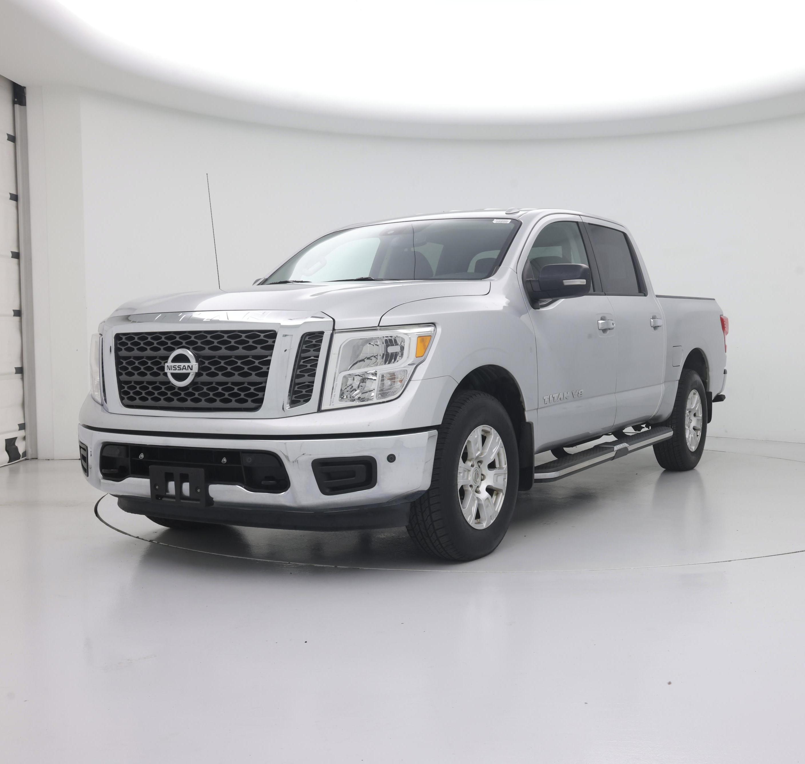 Thumbnail: 2018 Nissan Titan - 4