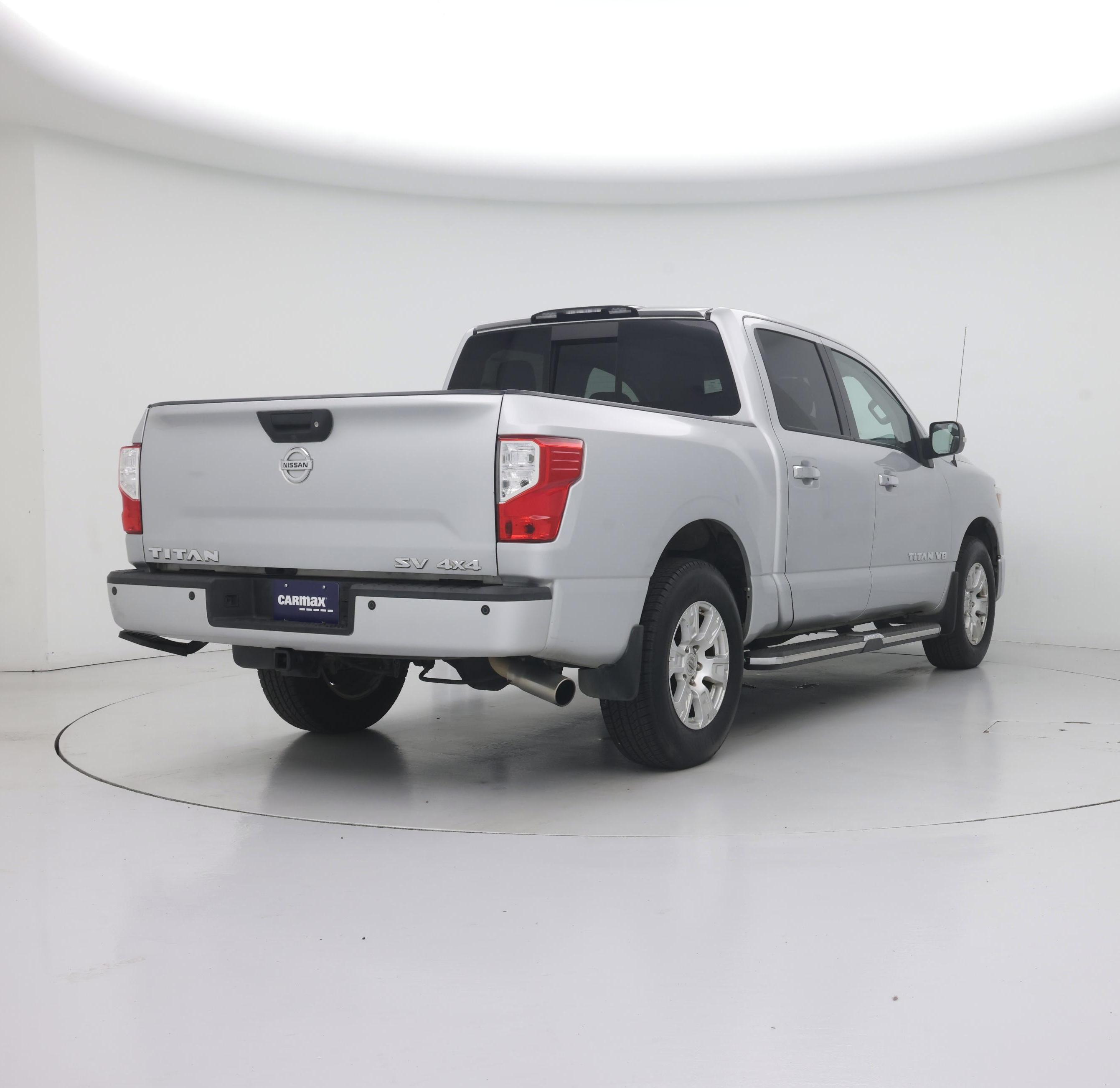 Thumbnail: 2018 Nissan Titan - 8