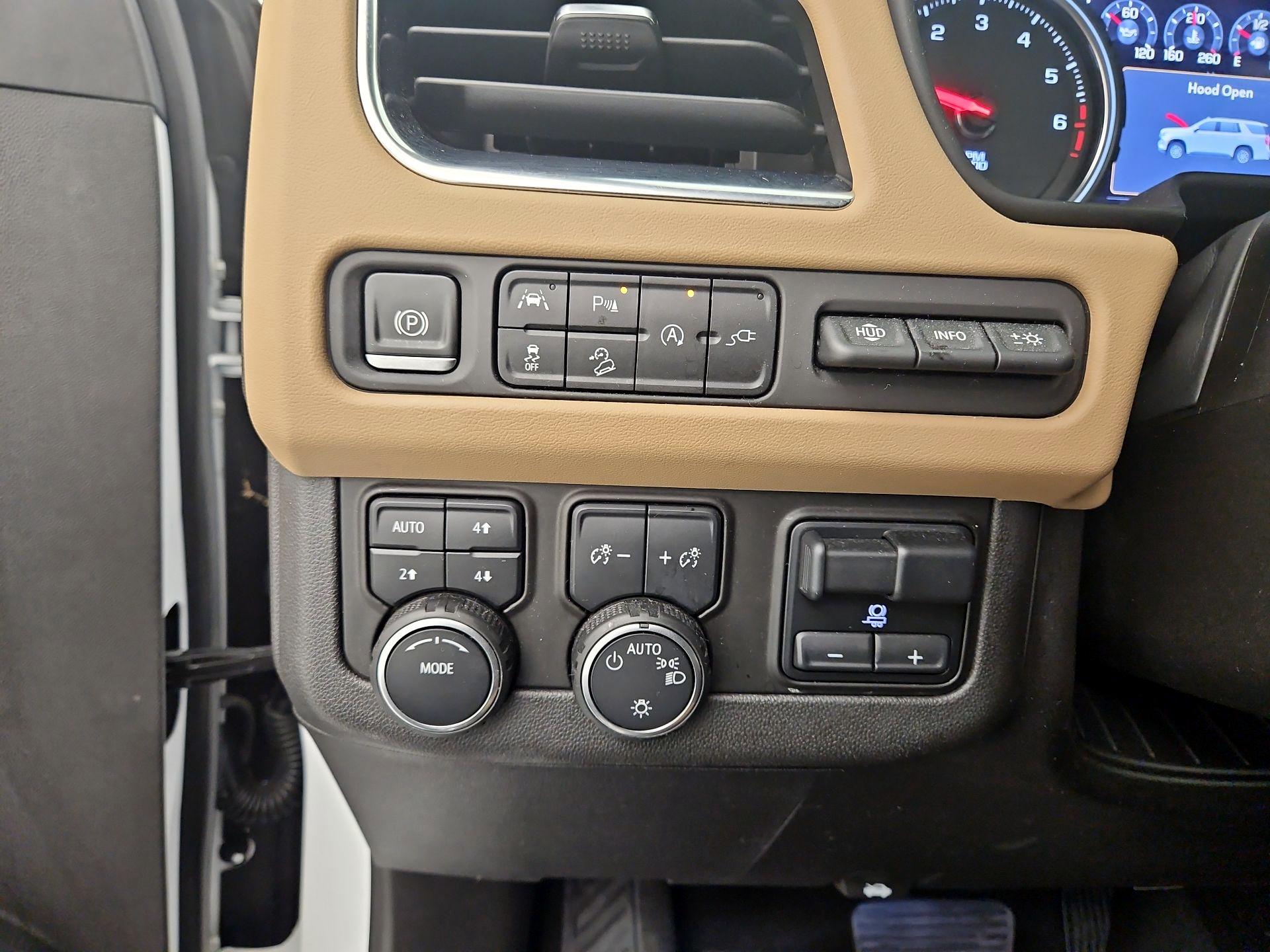 Thumbnail: 2021 Chevrolet Tahoe - 13