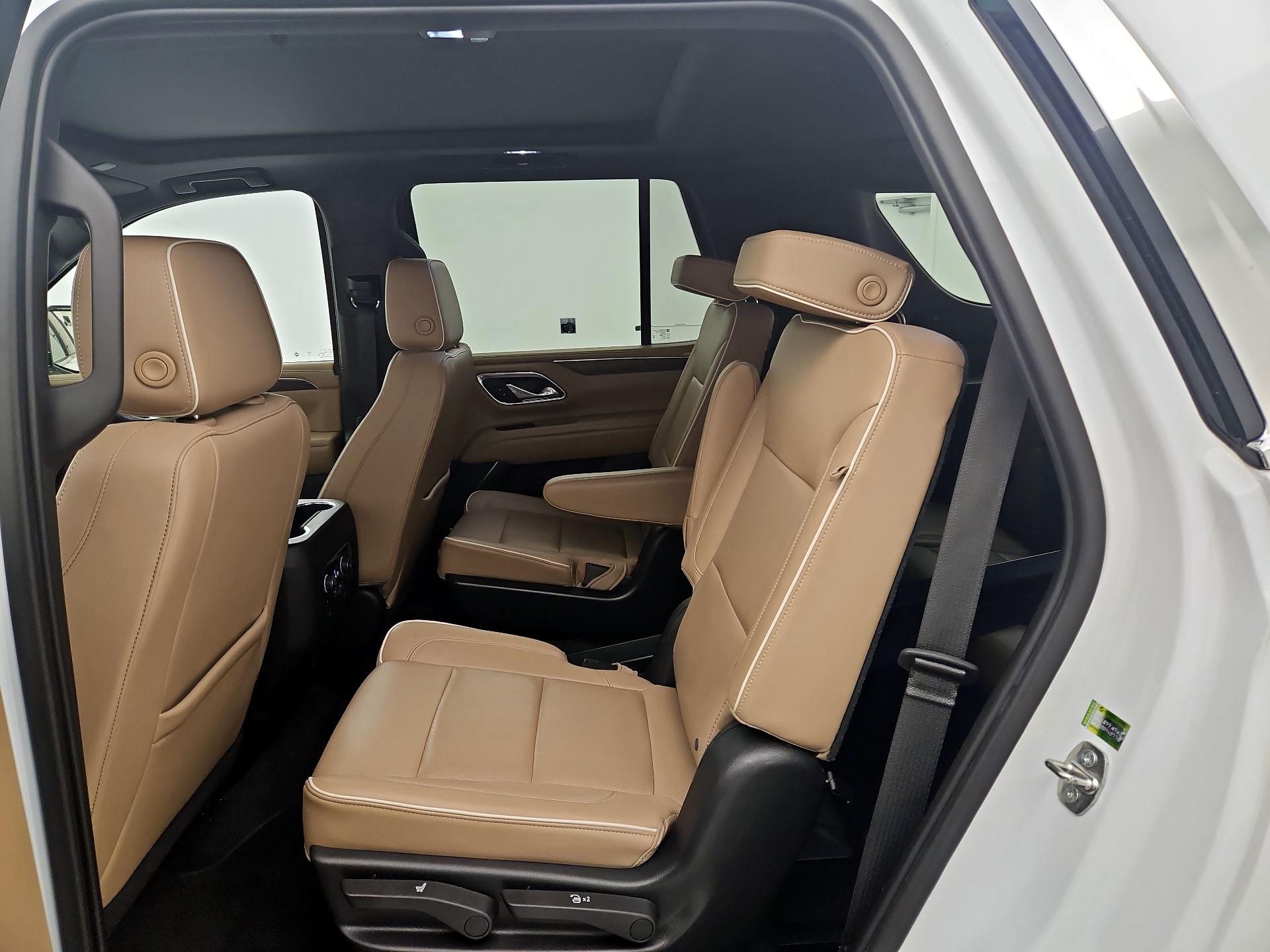 Thumbnail: 2021 Chevrolet Tahoe - 20