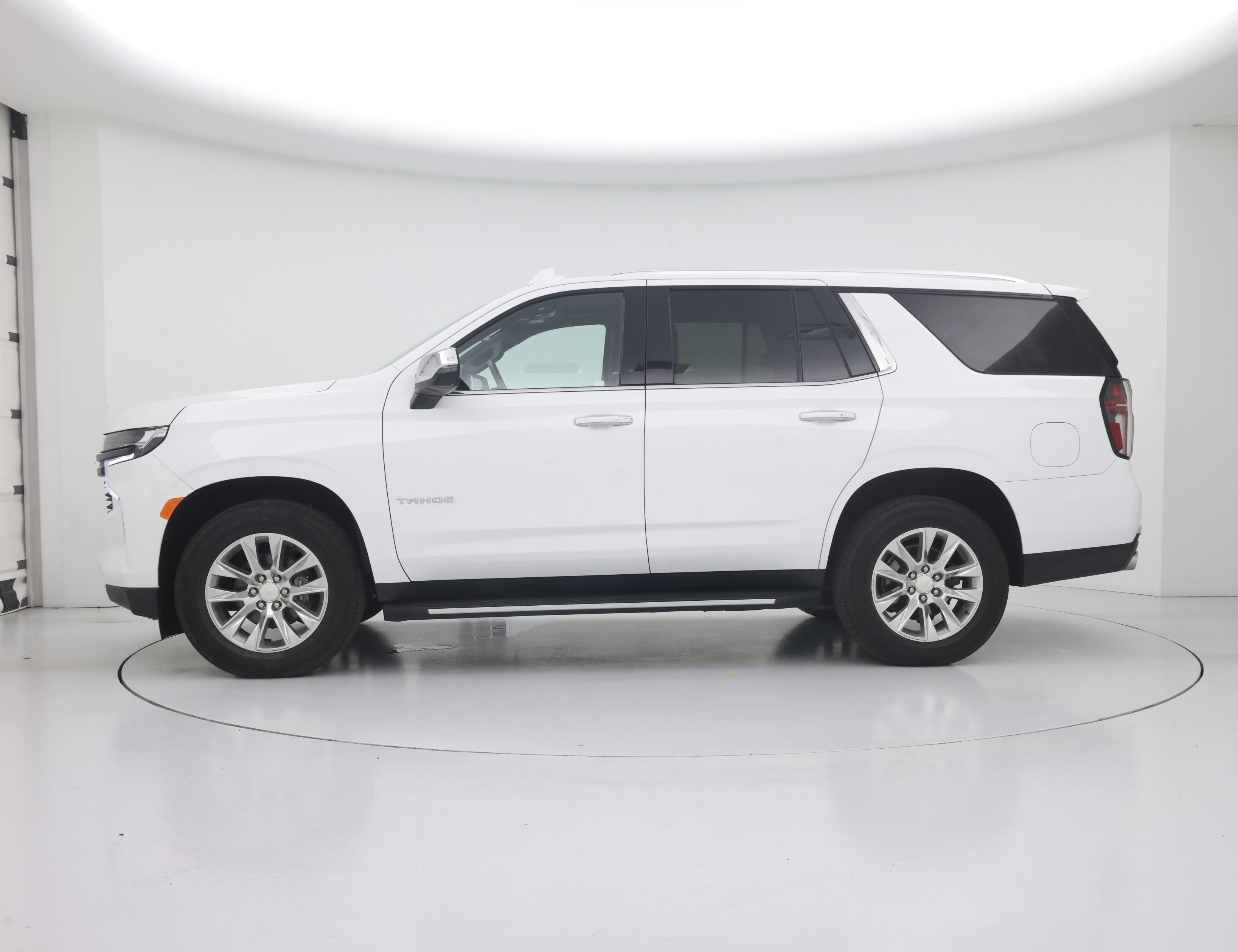 Thumbnail: 2021 Chevrolet Tahoe - 3