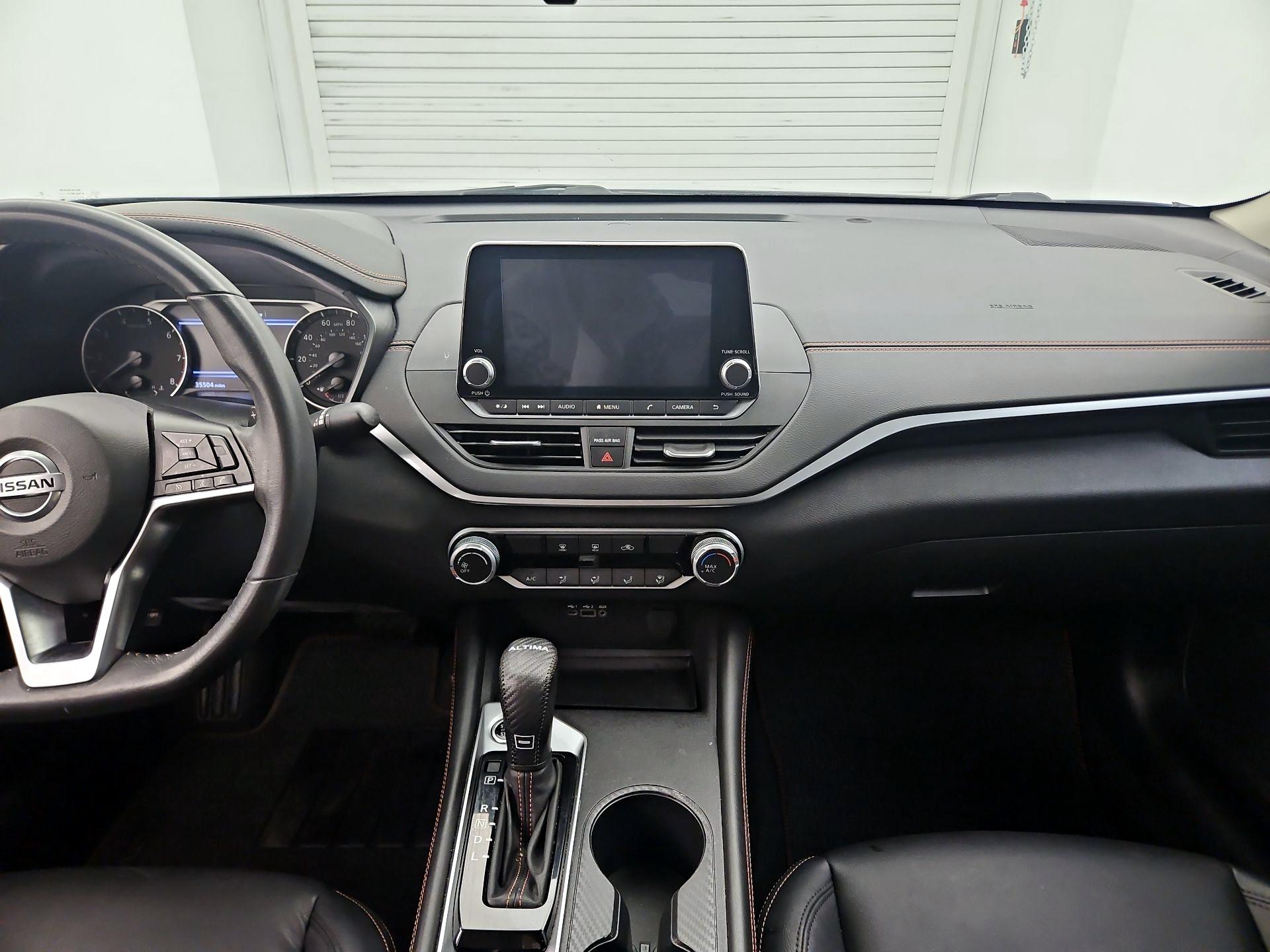 Thumbnail: 2022 Nissan Altima - 9