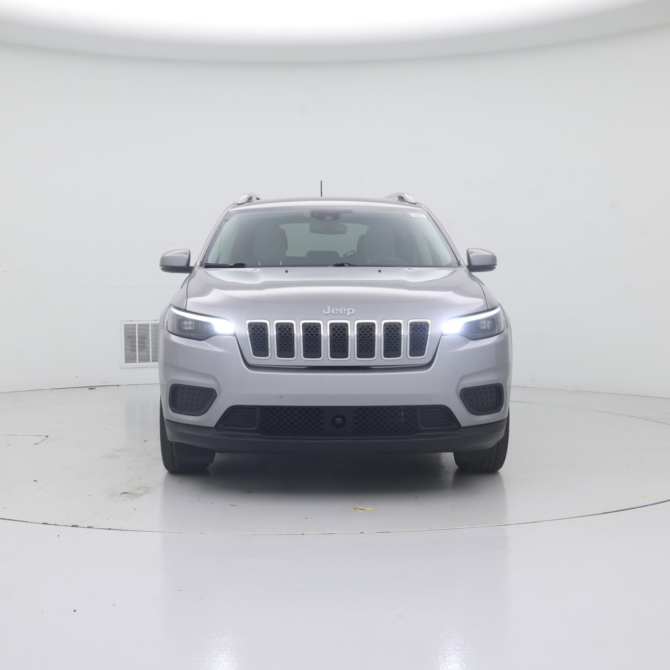 Thumbnail: 2021 Jeep Cherokee - 5