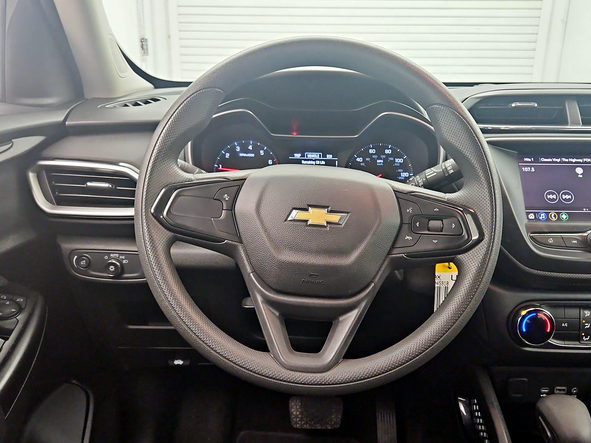 Thumbnail: 2023 Chevrolet TrailBlazer - 10