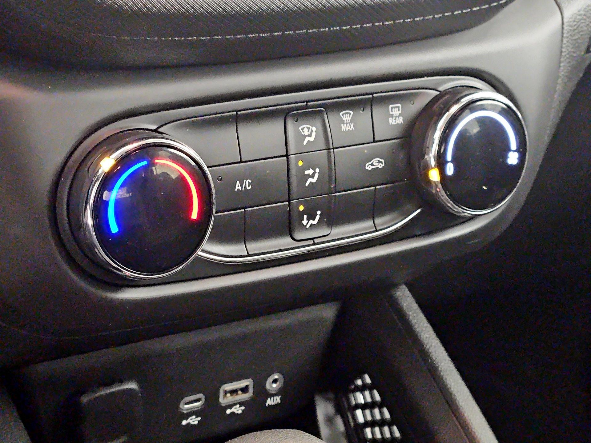 Thumbnail: 2023 Chevrolet TrailBlazer - 16