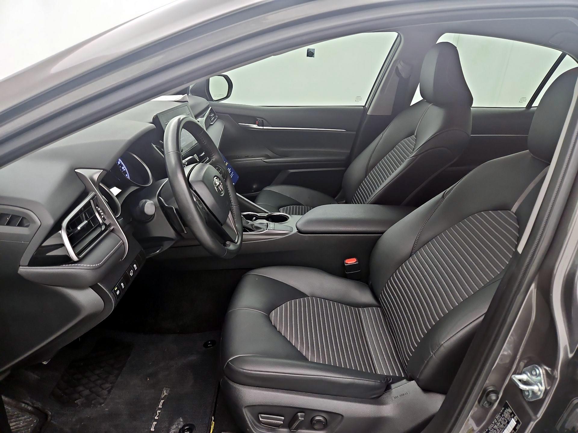 Thumbnail: 2023 Toyota Camry - 11