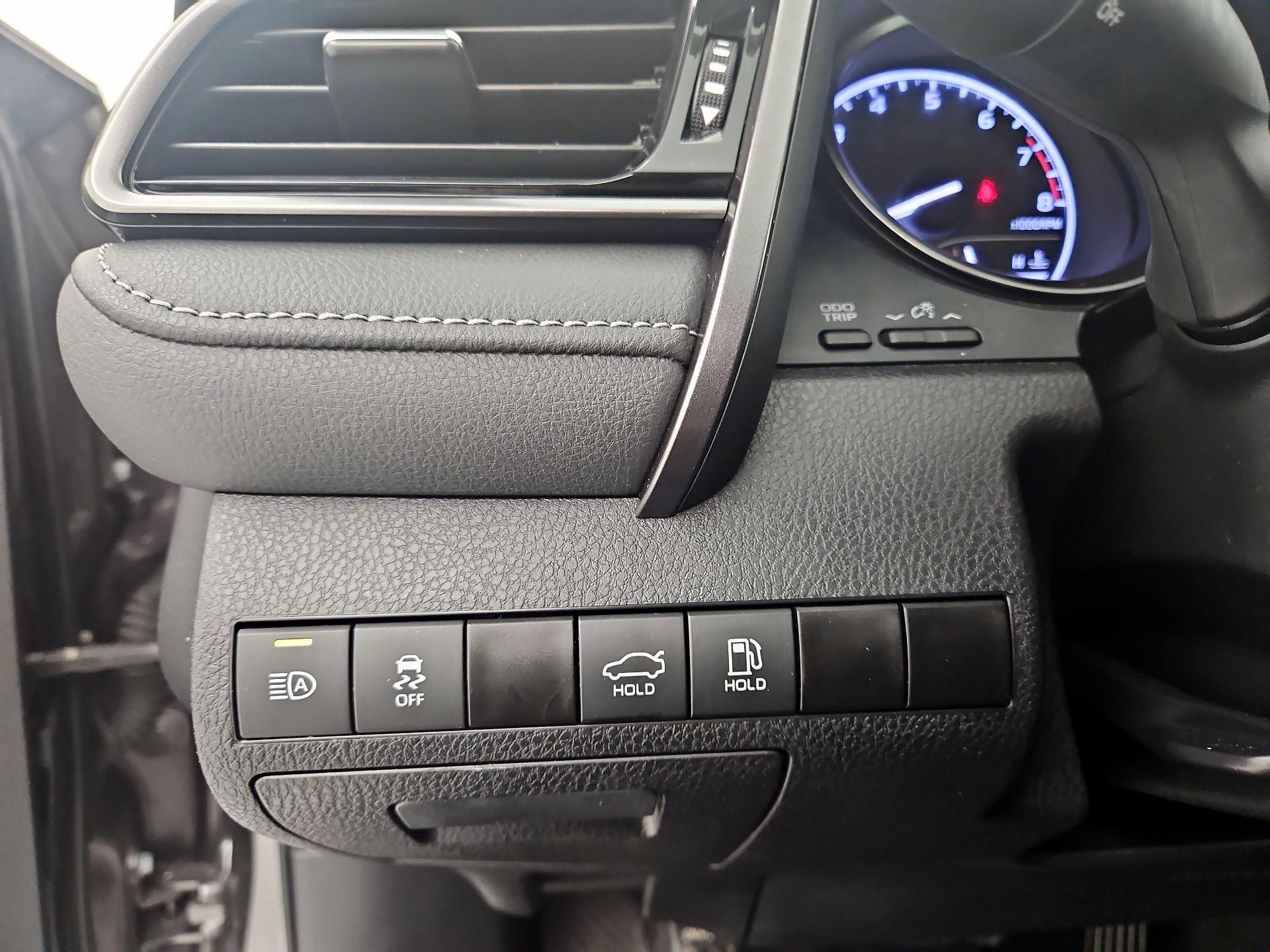 Thumbnail: 2023 Toyota Camry - 13