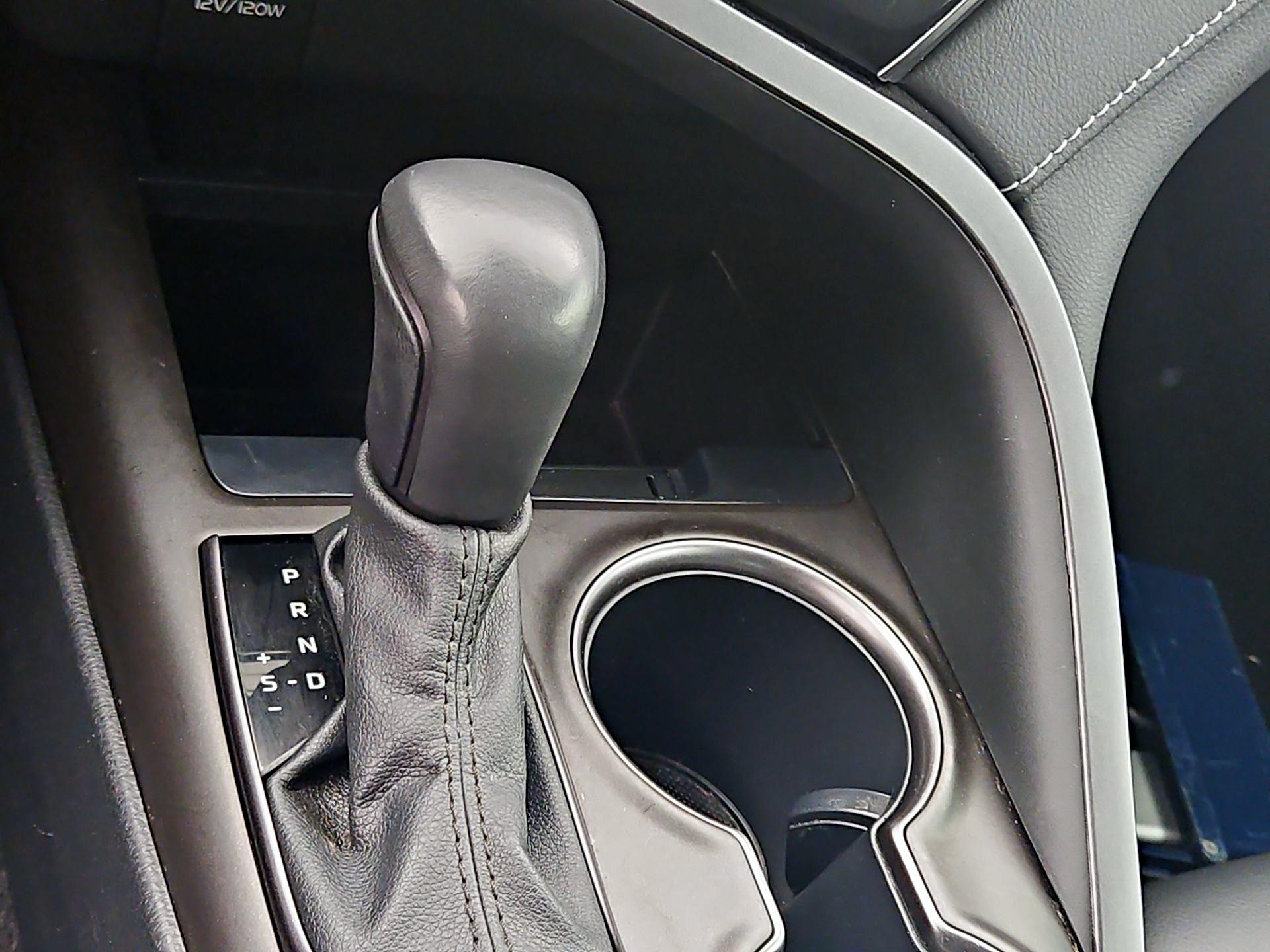 Thumbnail: 2023 Toyota Camry - 17