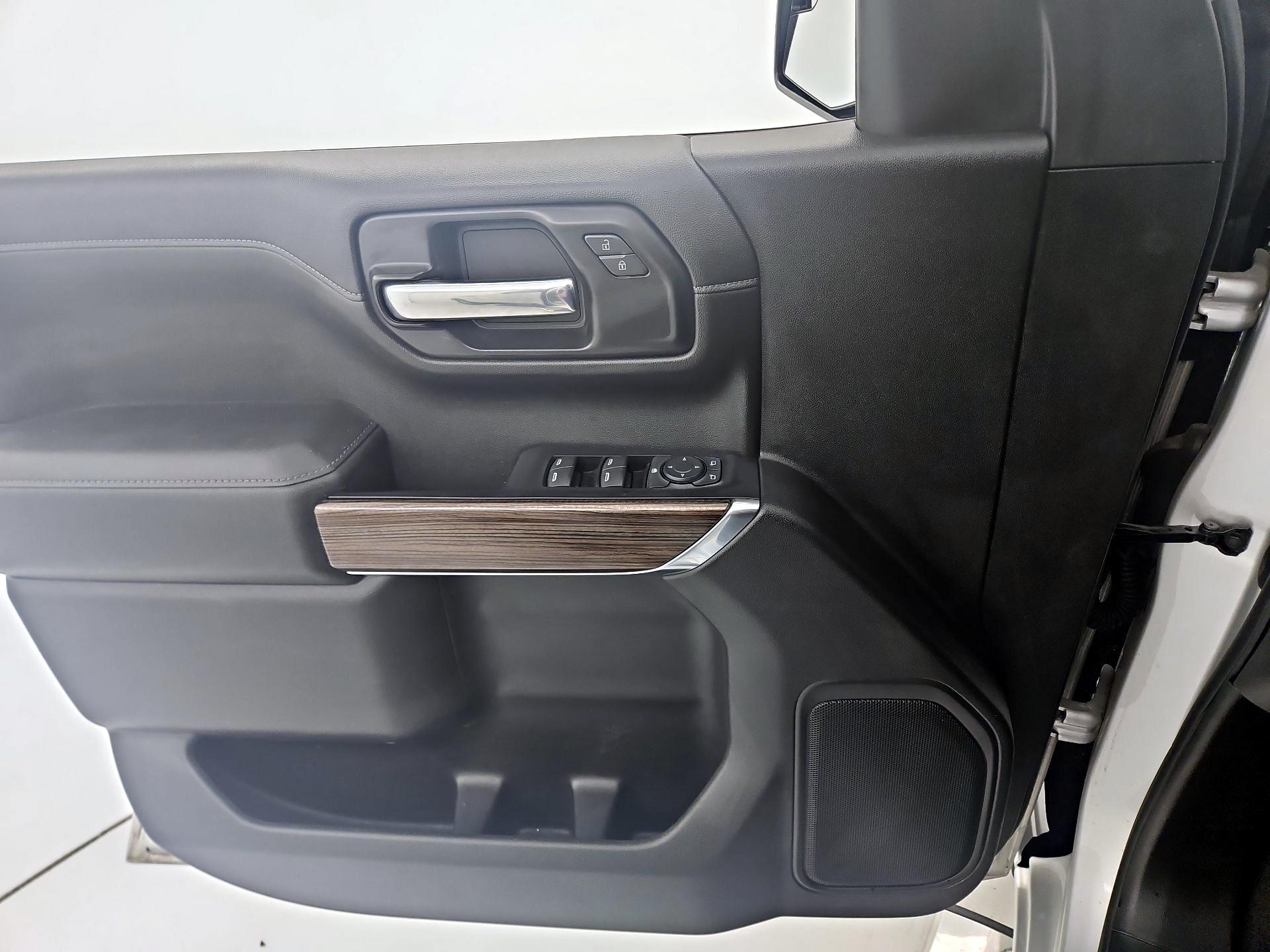 Thumbnail: 2021 Chevrolet Silverado 1500 - 12