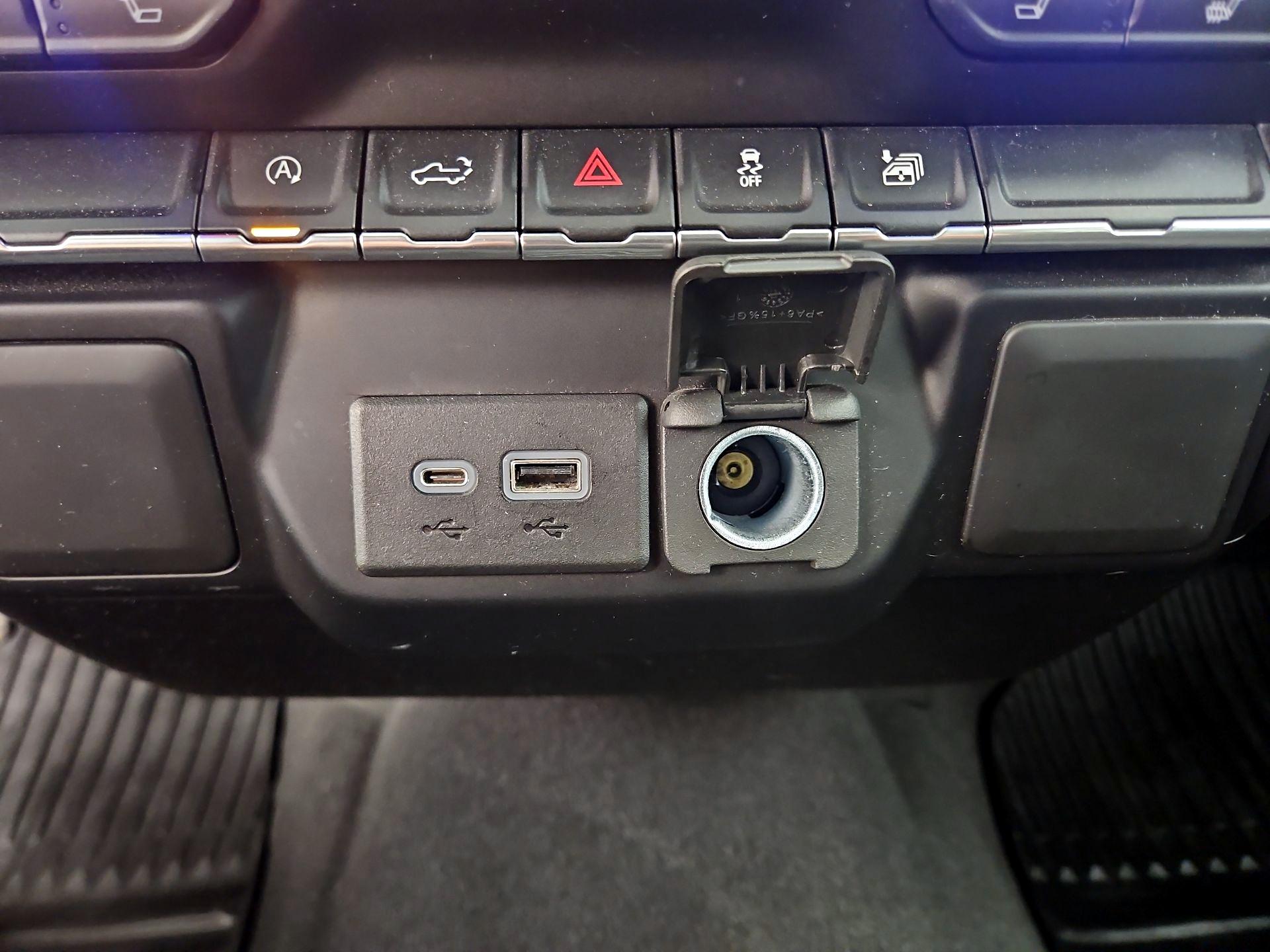 Thumbnail: 2021 Chevrolet Silverado 1500 - 18