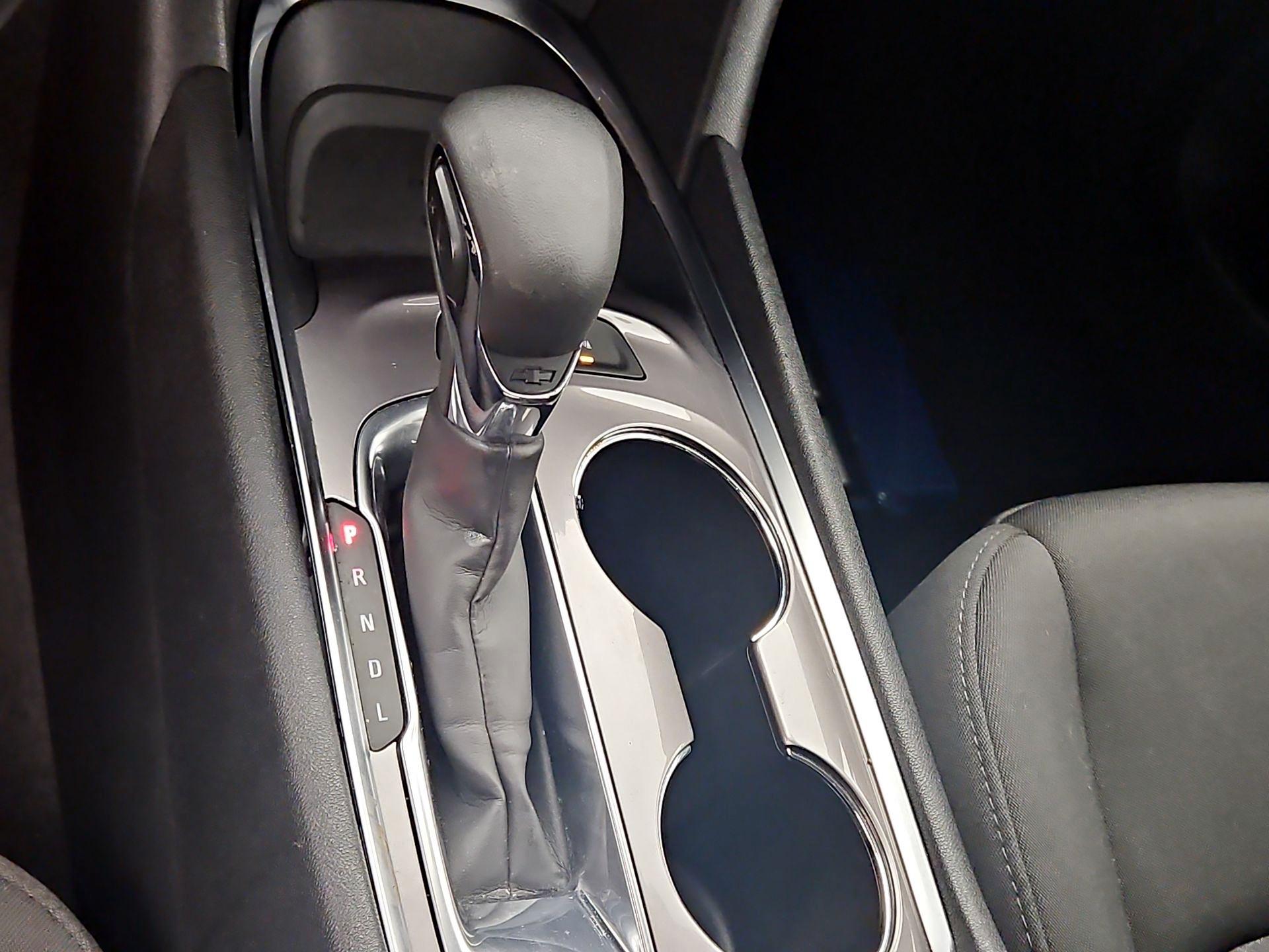 Thumbnail: 2021 Chevrolet Malibu - 17