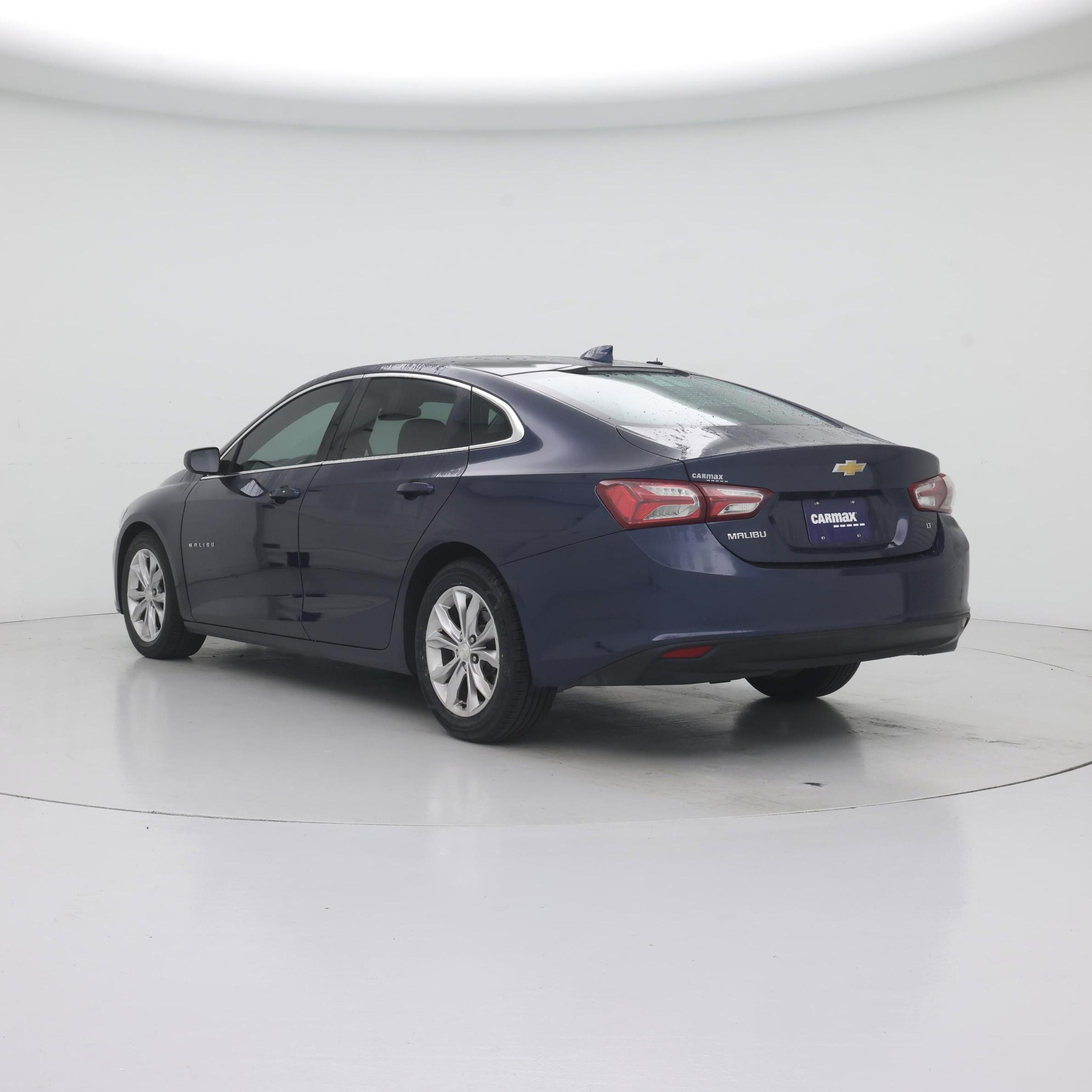 Thumbnail: 2021 Chevrolet Malibu - 2