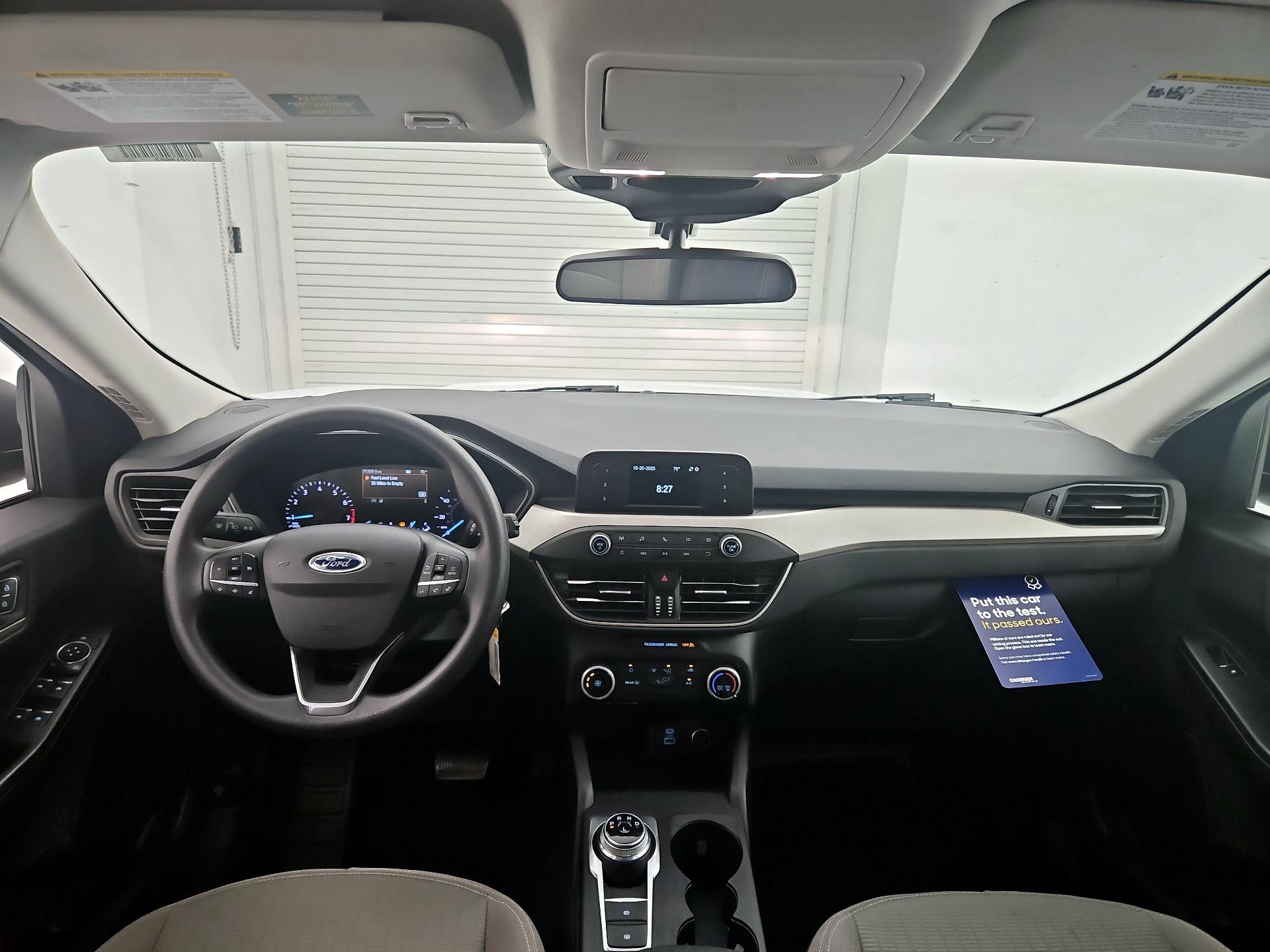 Thumbnail: 2021 Ford Escape - 9