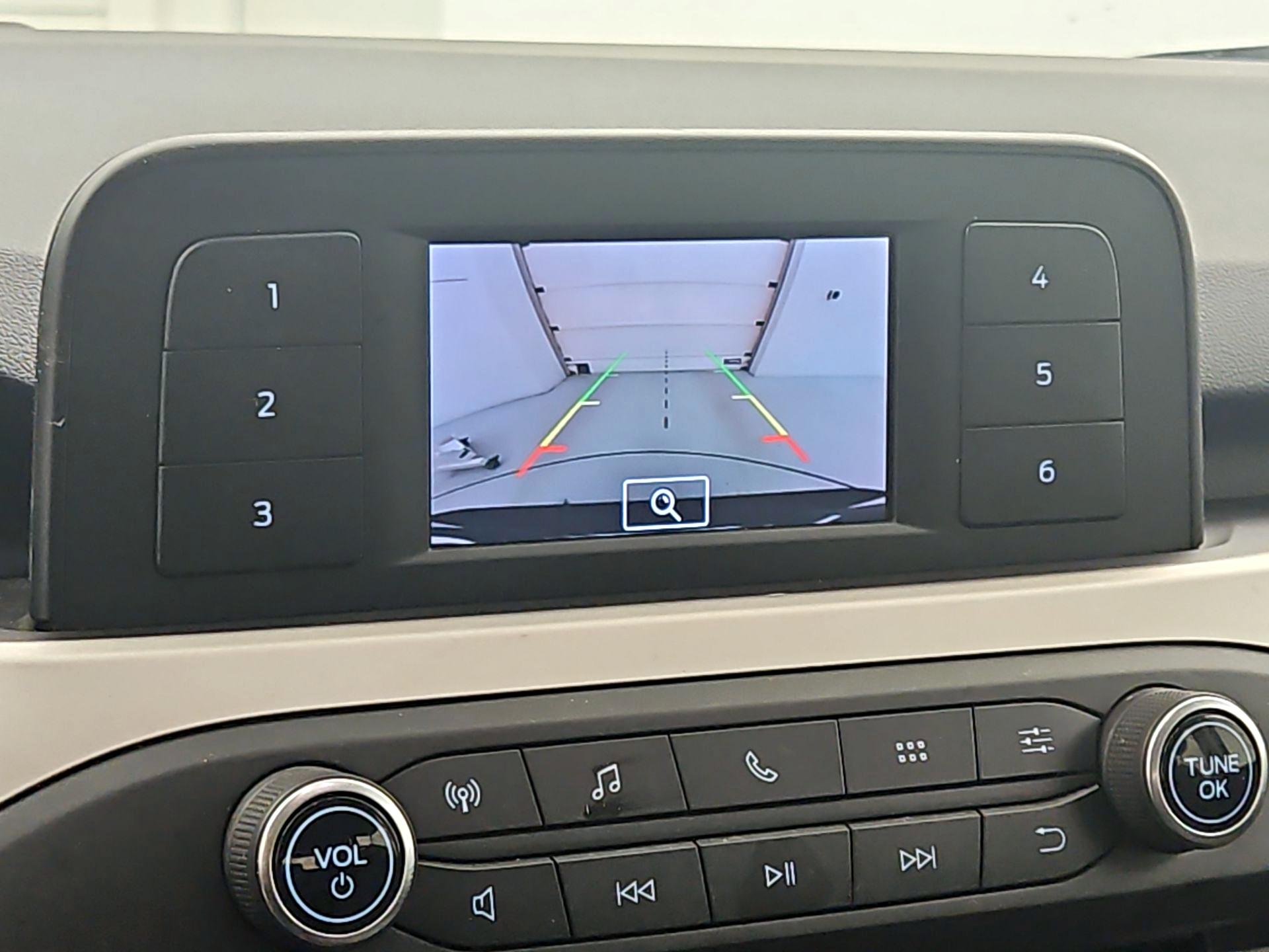 Thumbnail: 2021 Ford Escape - 14