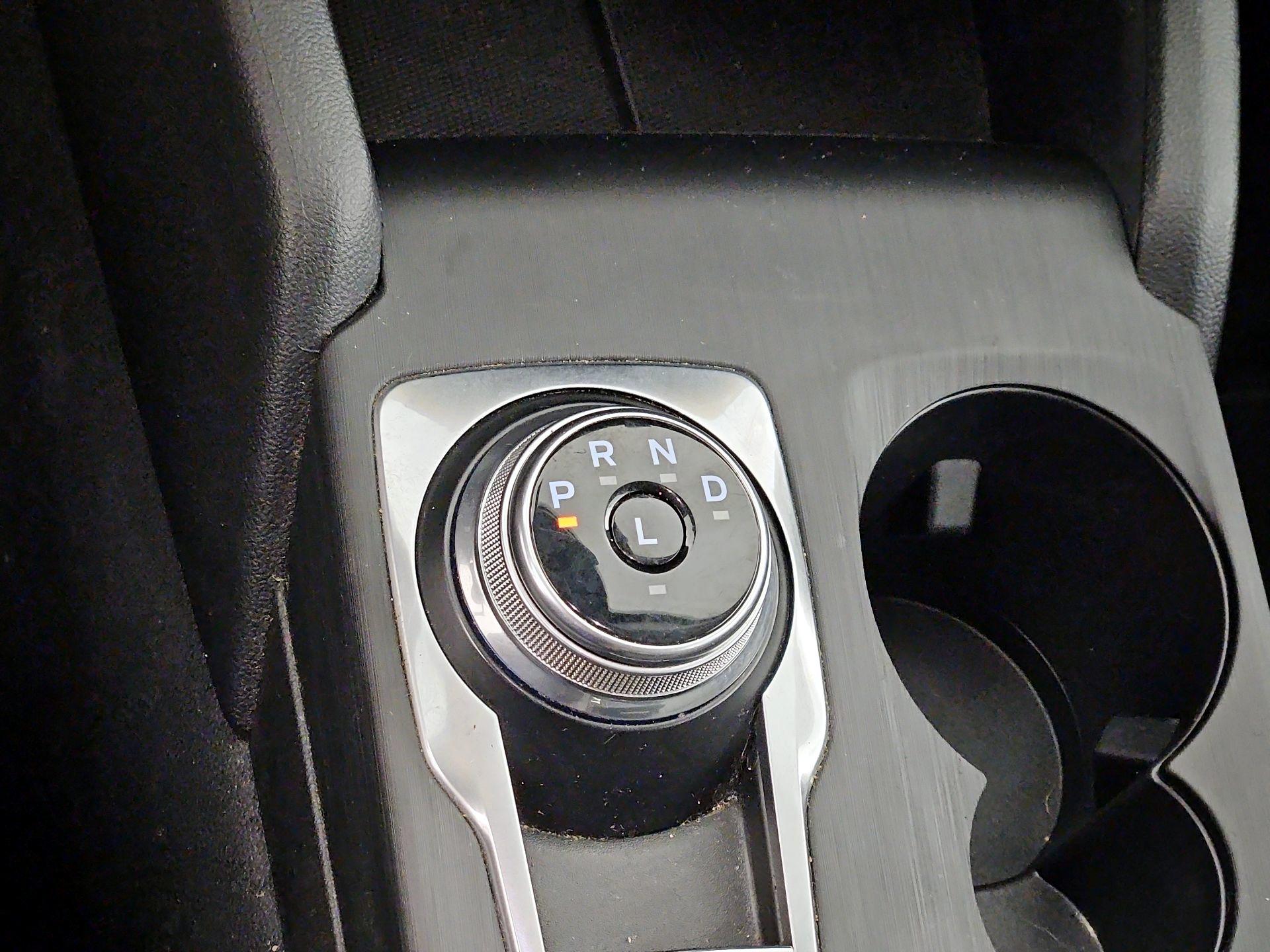 Thumbnail: 2021 Ford Escape - 17