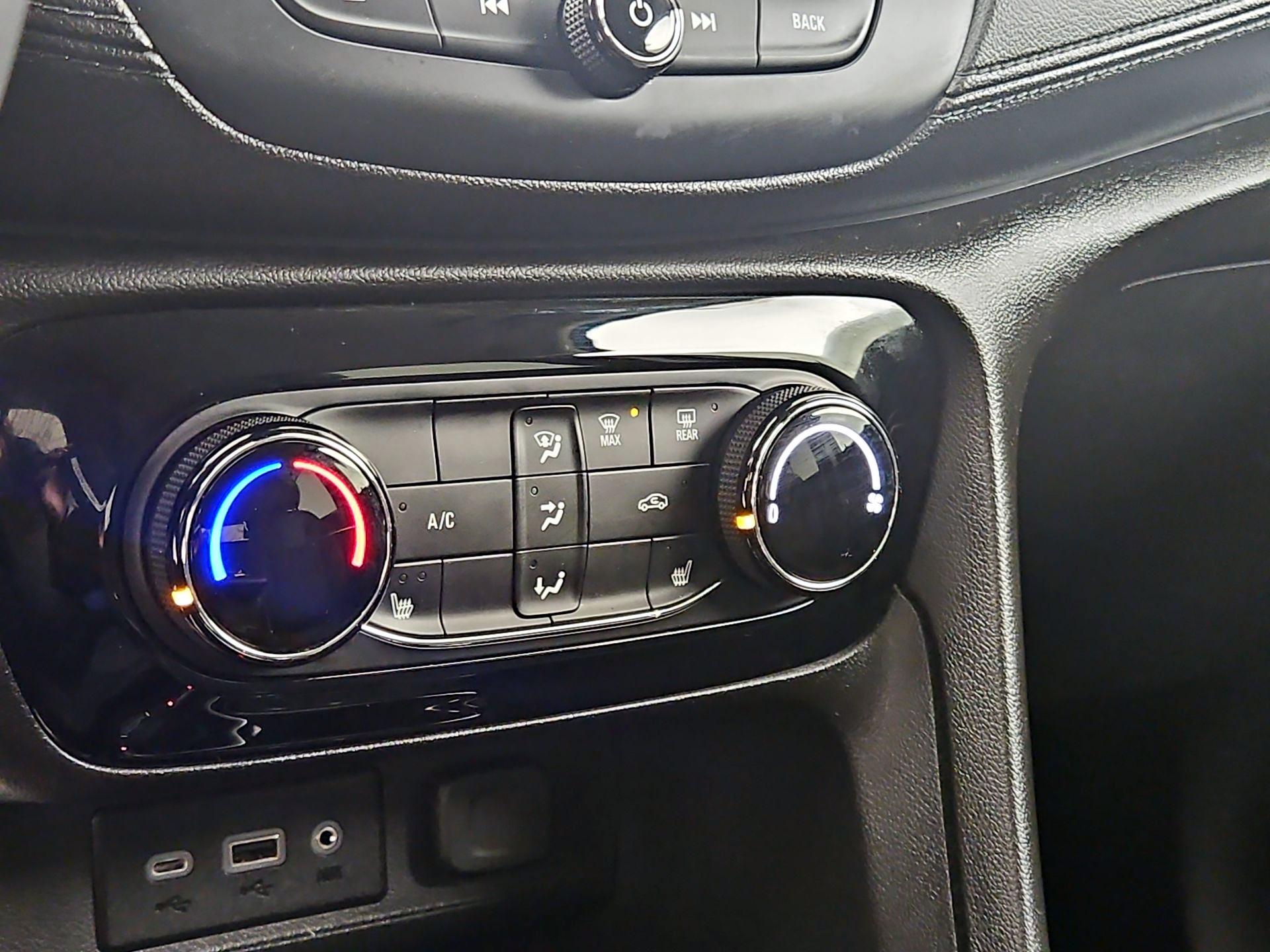 Thumbnail: 2021 Buick Encore GX - 16