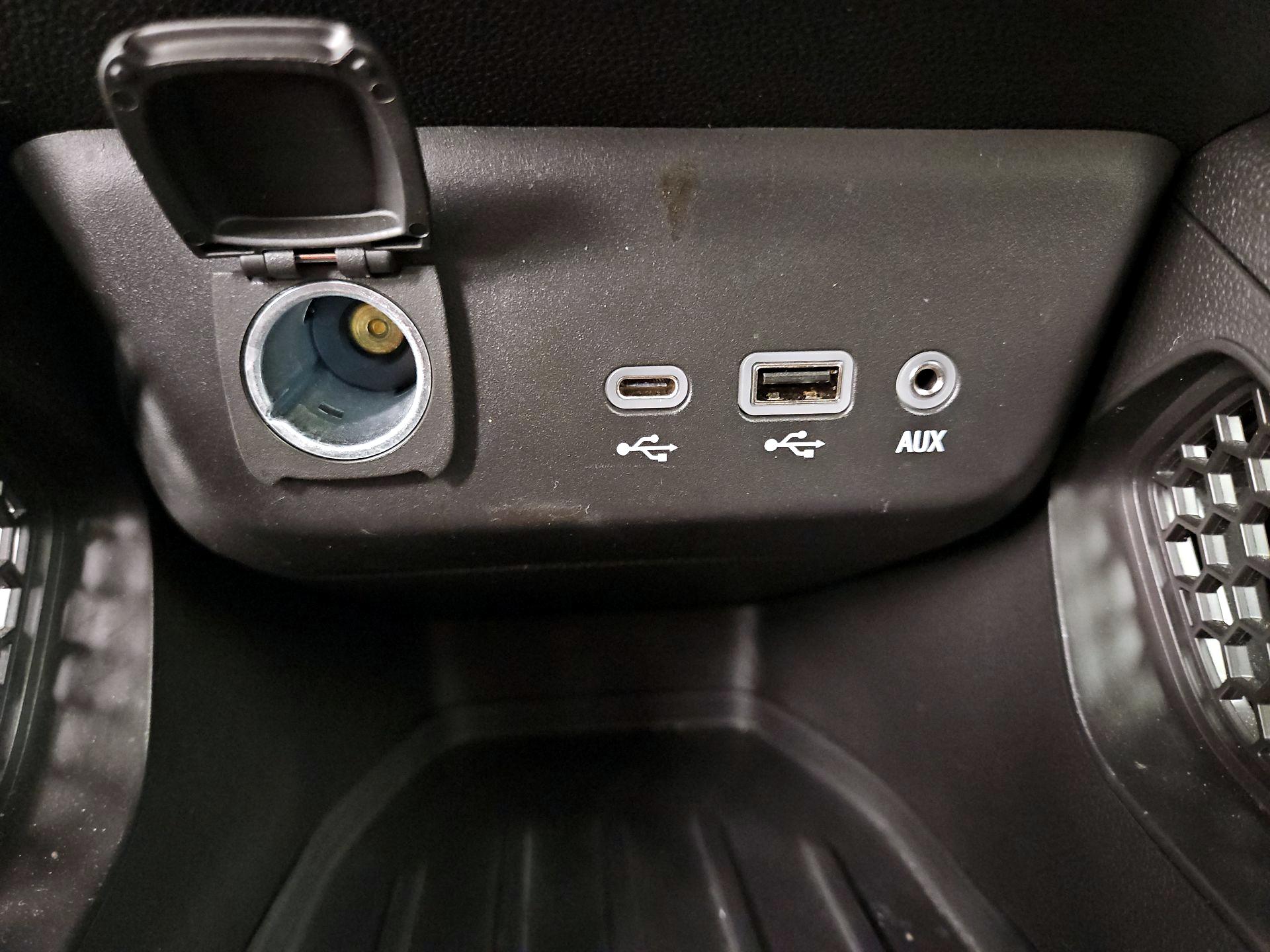 Thumbnail: 2021 Chevrolet TrailBlazer - 18