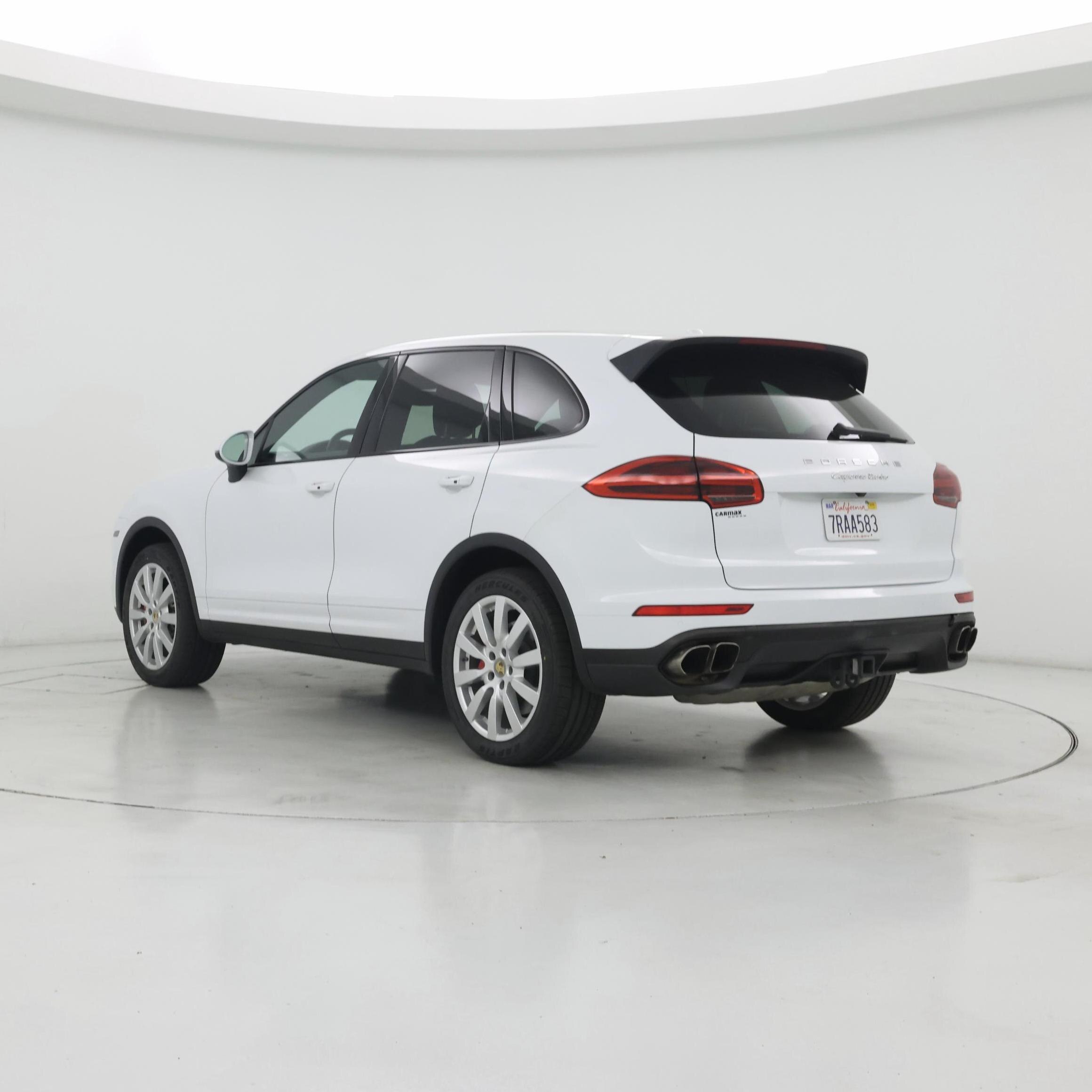 Thumbnail: 2015 Porsche Cayenne - 2