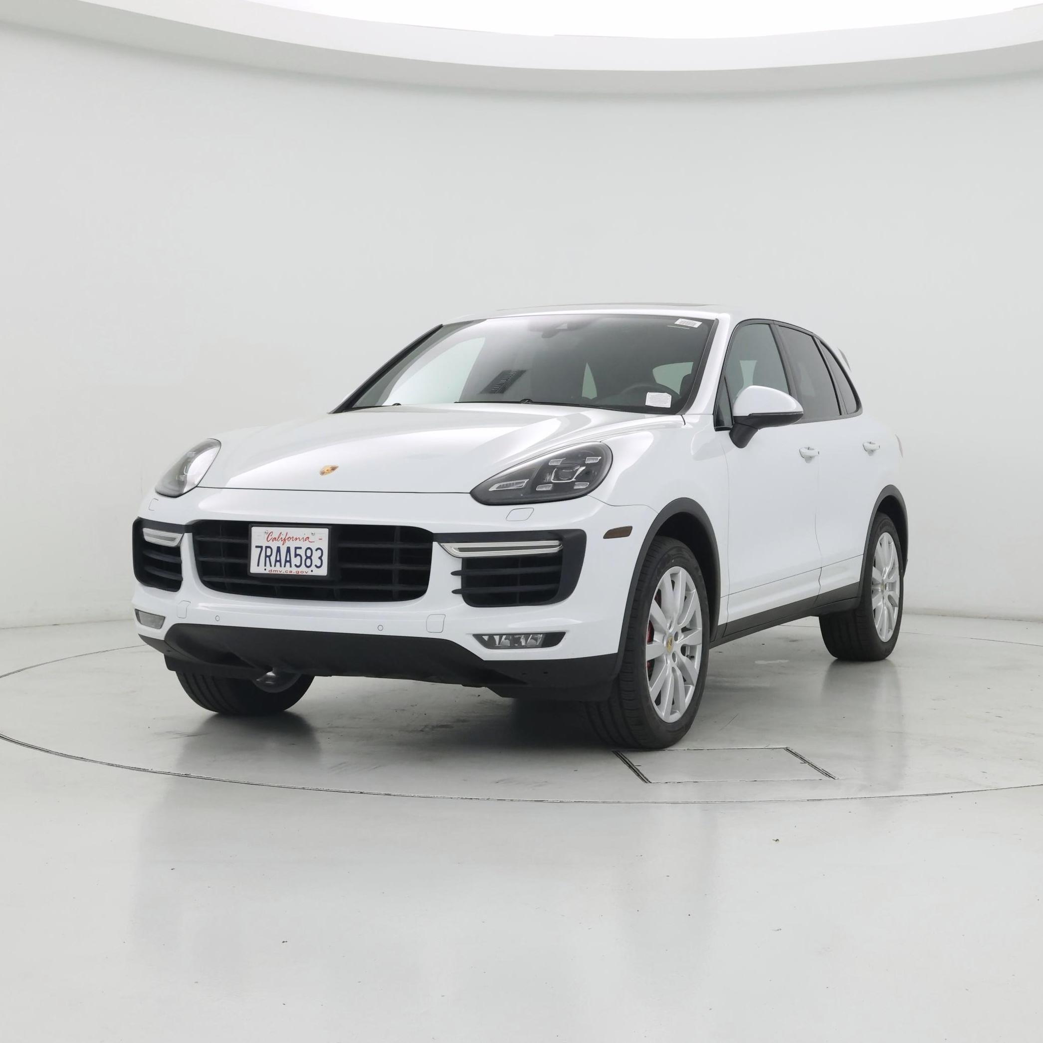 Thumbnail: 2015 Porsche Cayenne - 4