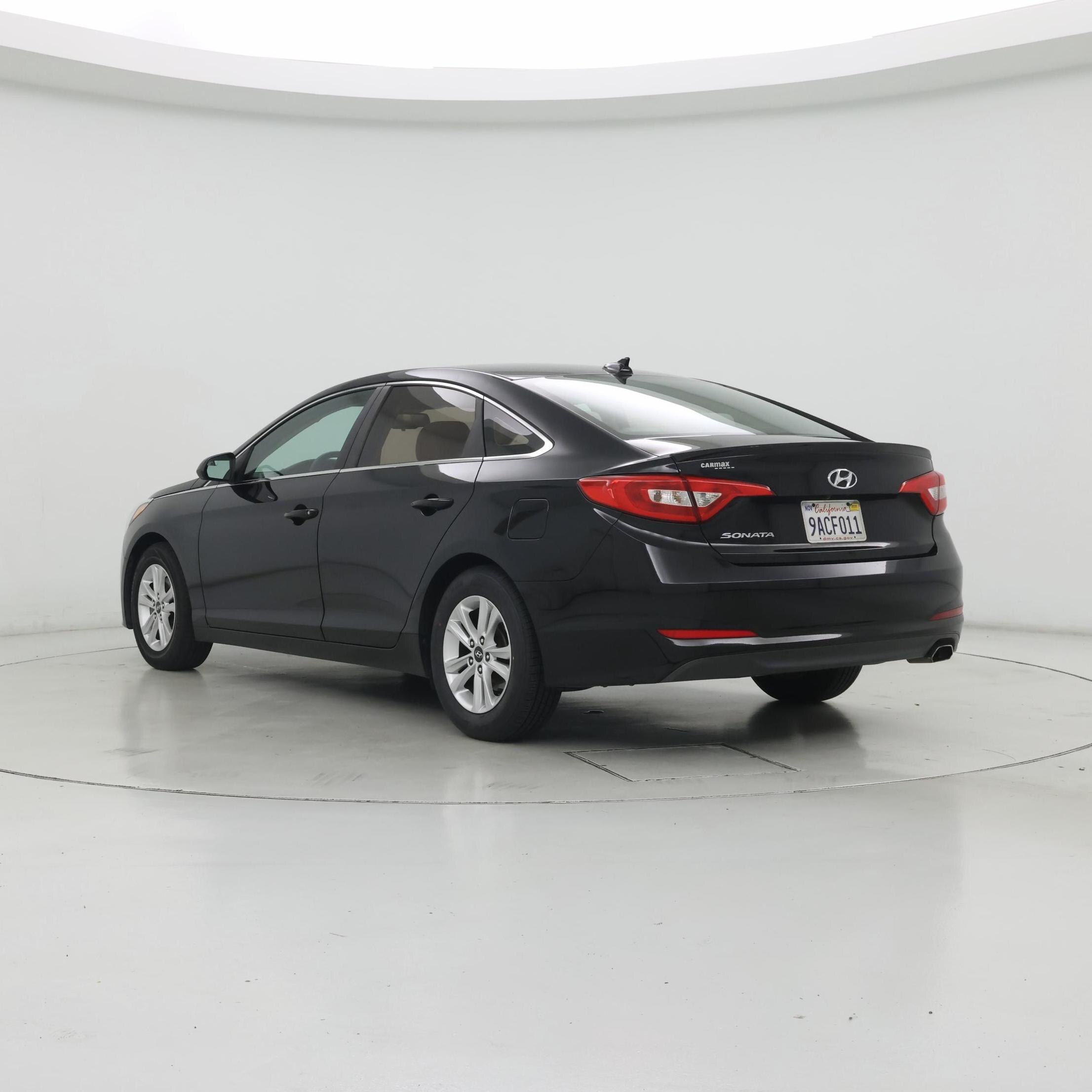 Thumbnail: 2016 Hyundai Sonata - 2