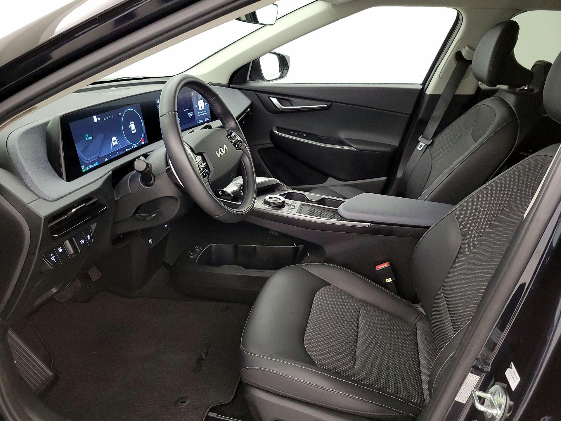 Thumbnail: 2023 Kia EV6 - 11