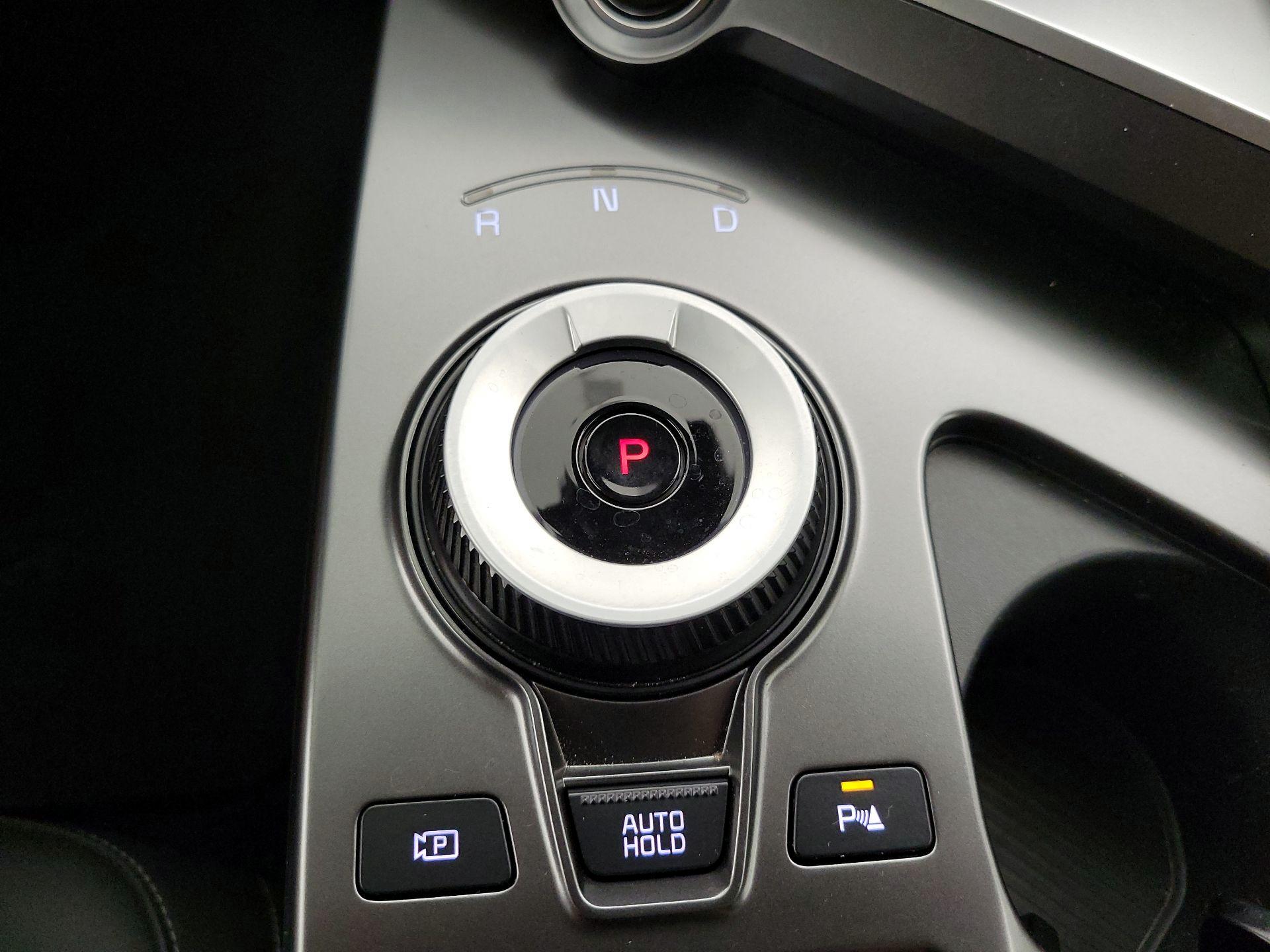 Thumbnail: 2023 Kia EV6 - 18
