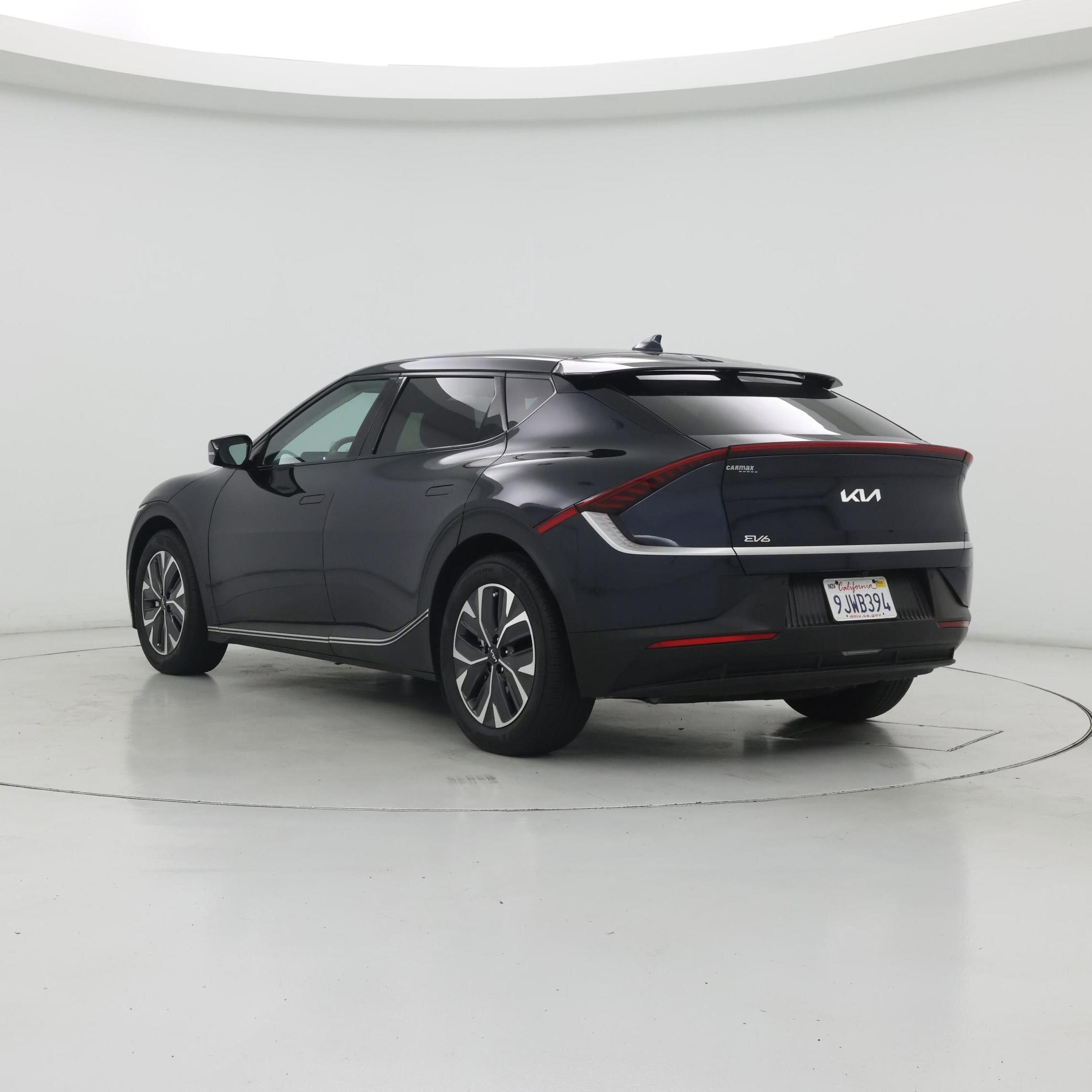Thumbnail: 2023 Kia EV6 - 2