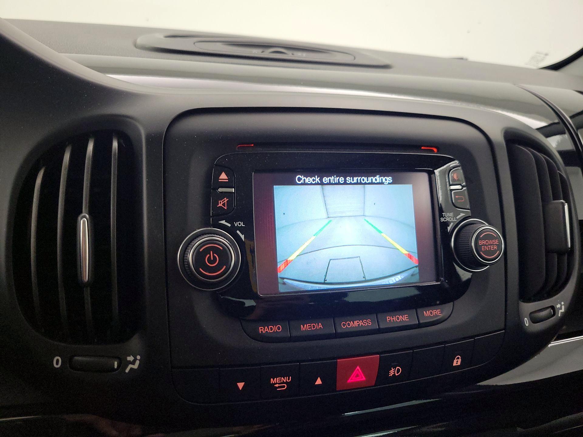 Thumbnail: 2015 Fiat 500L - 13