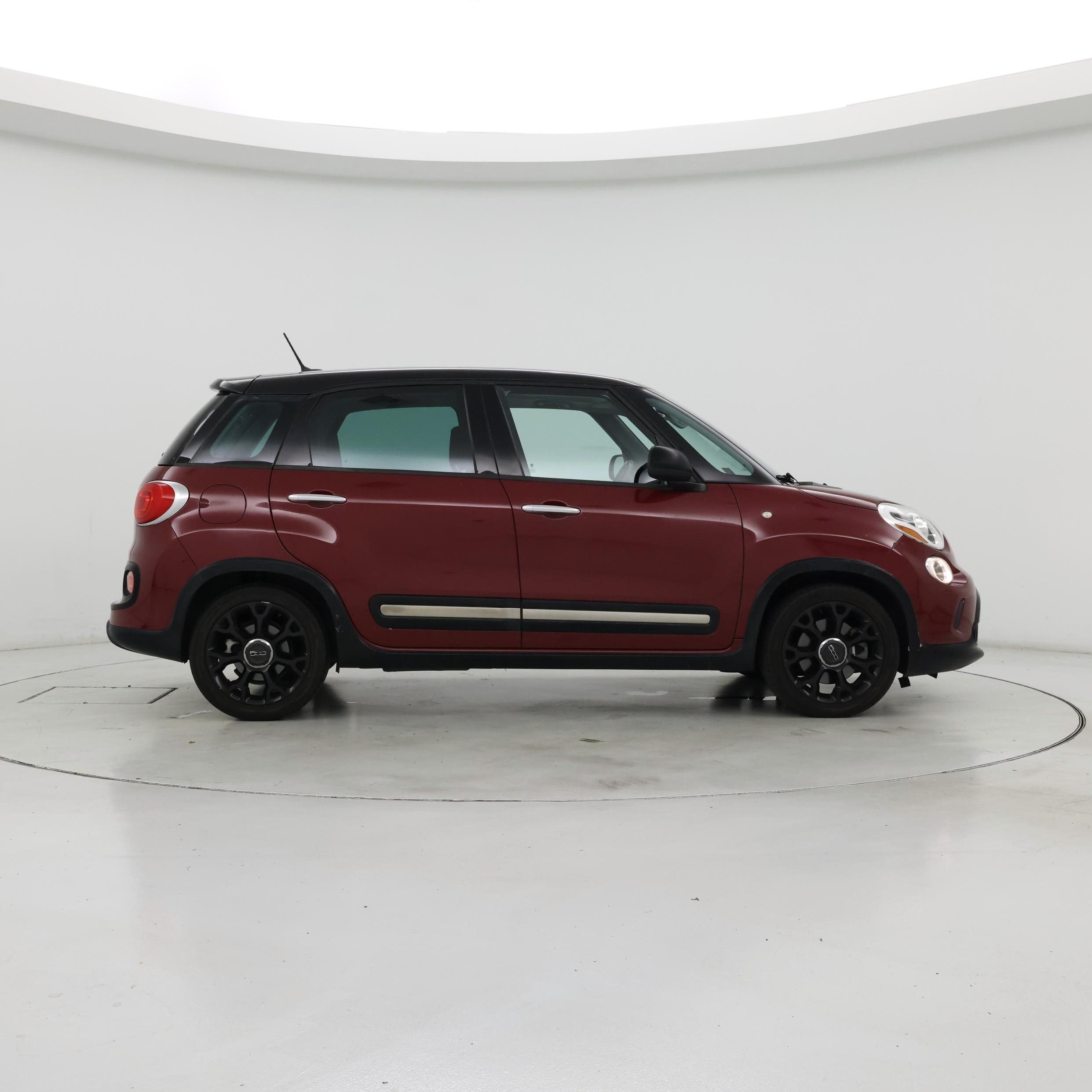 Thumbnail: 2015 Fiat 500L - 7