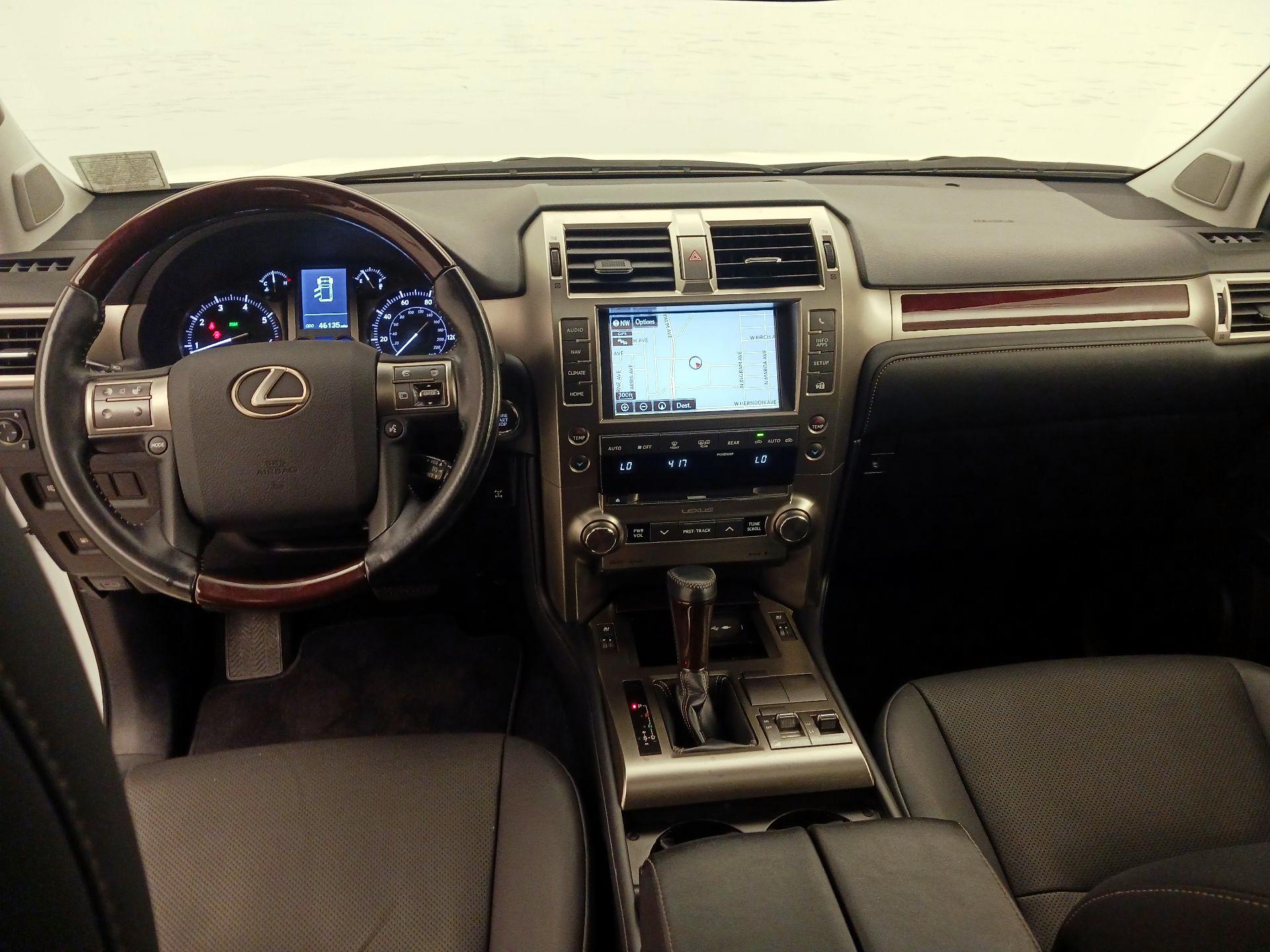Thumbnail: 2019 Lexus GX - 9