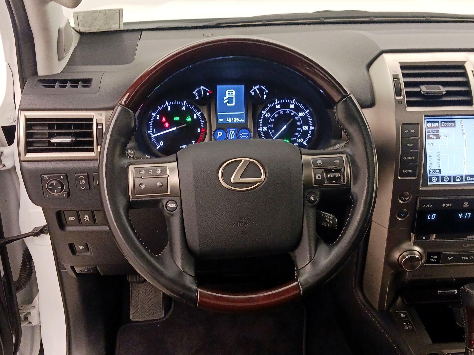 Thumbnail: 2019 Lexus GX - 10