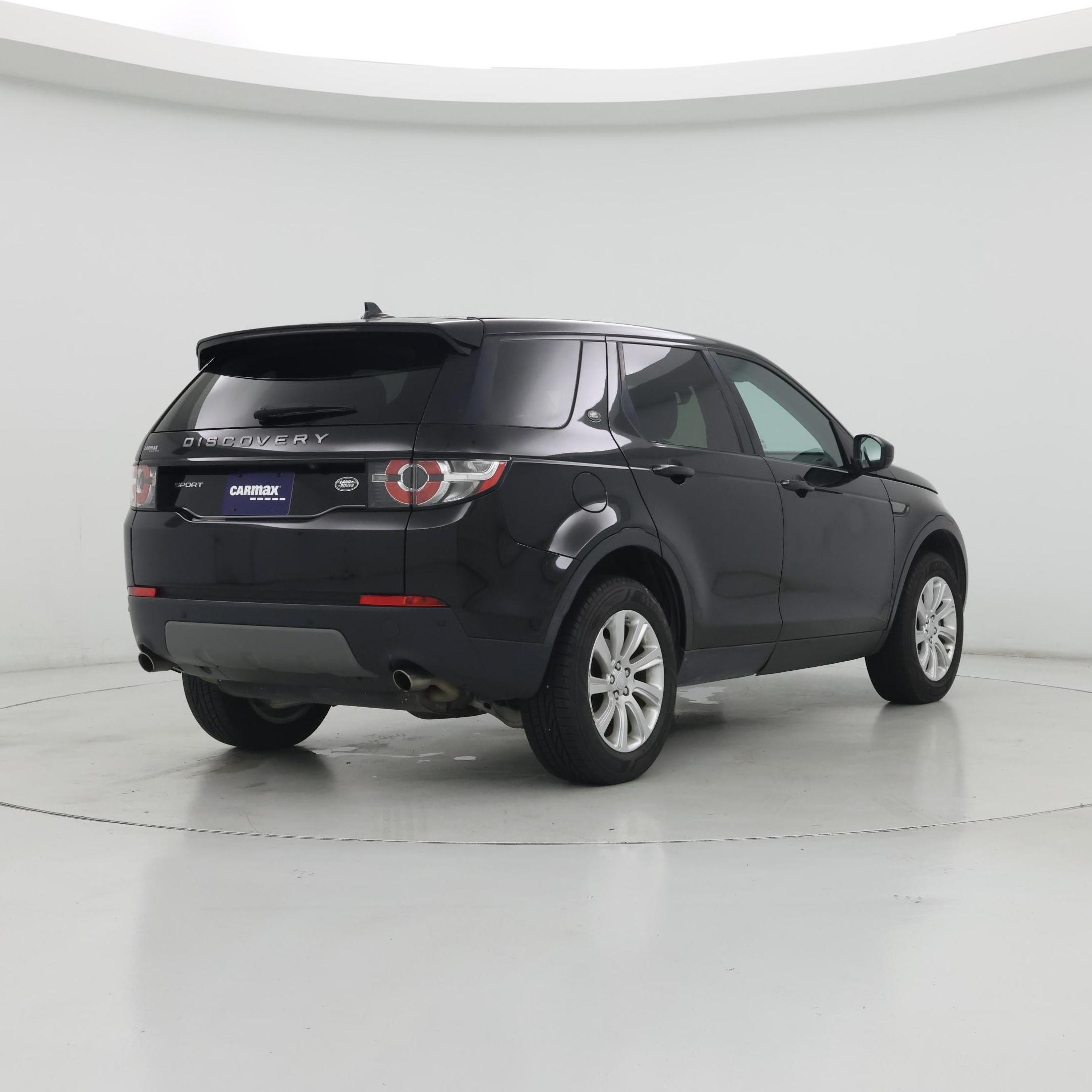Thumbnail: 2016 Land Rover Discovery Sport - 8