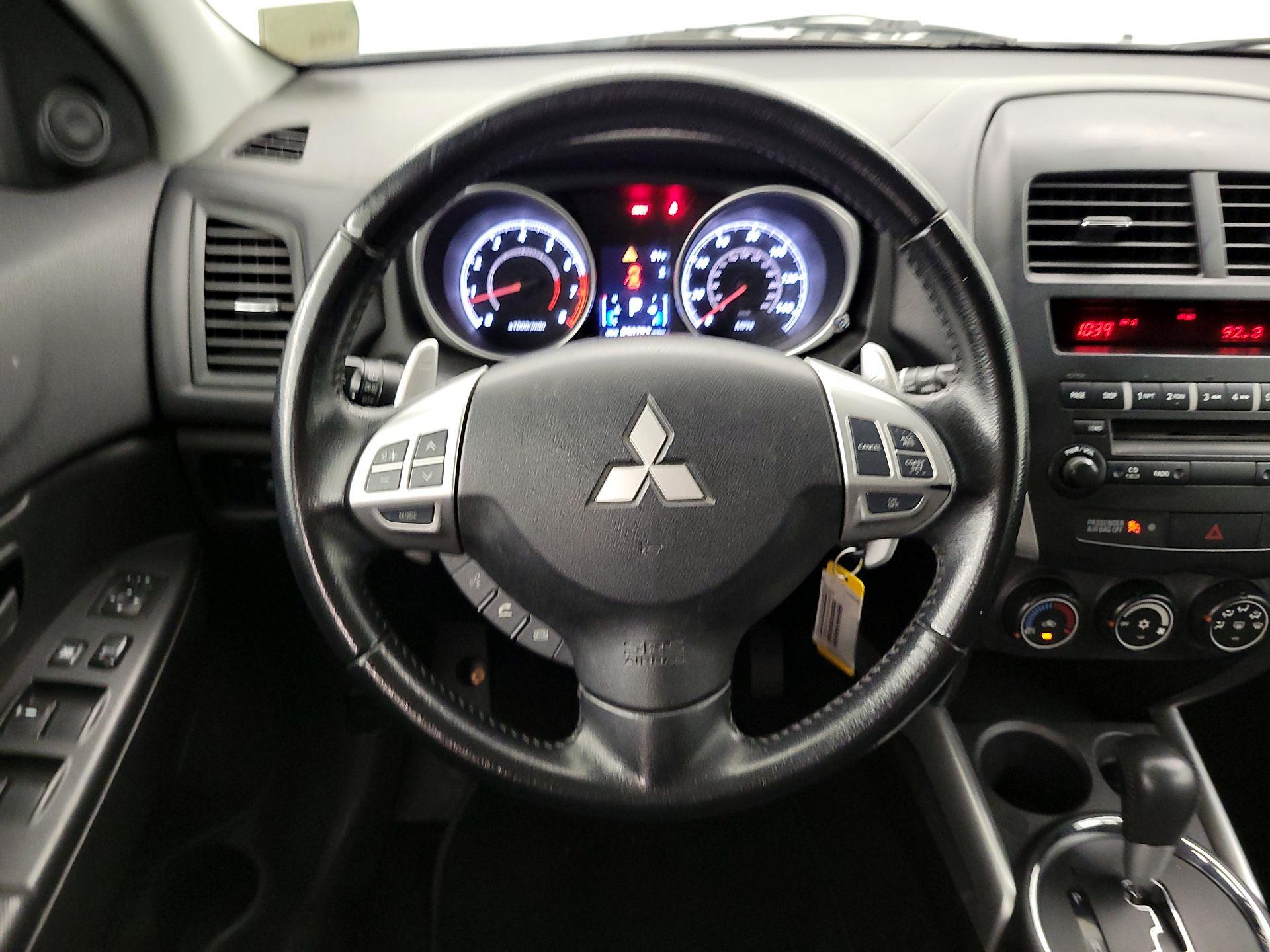 Thumbnail: 2013 Mitsubishi Outlander Sport - 10