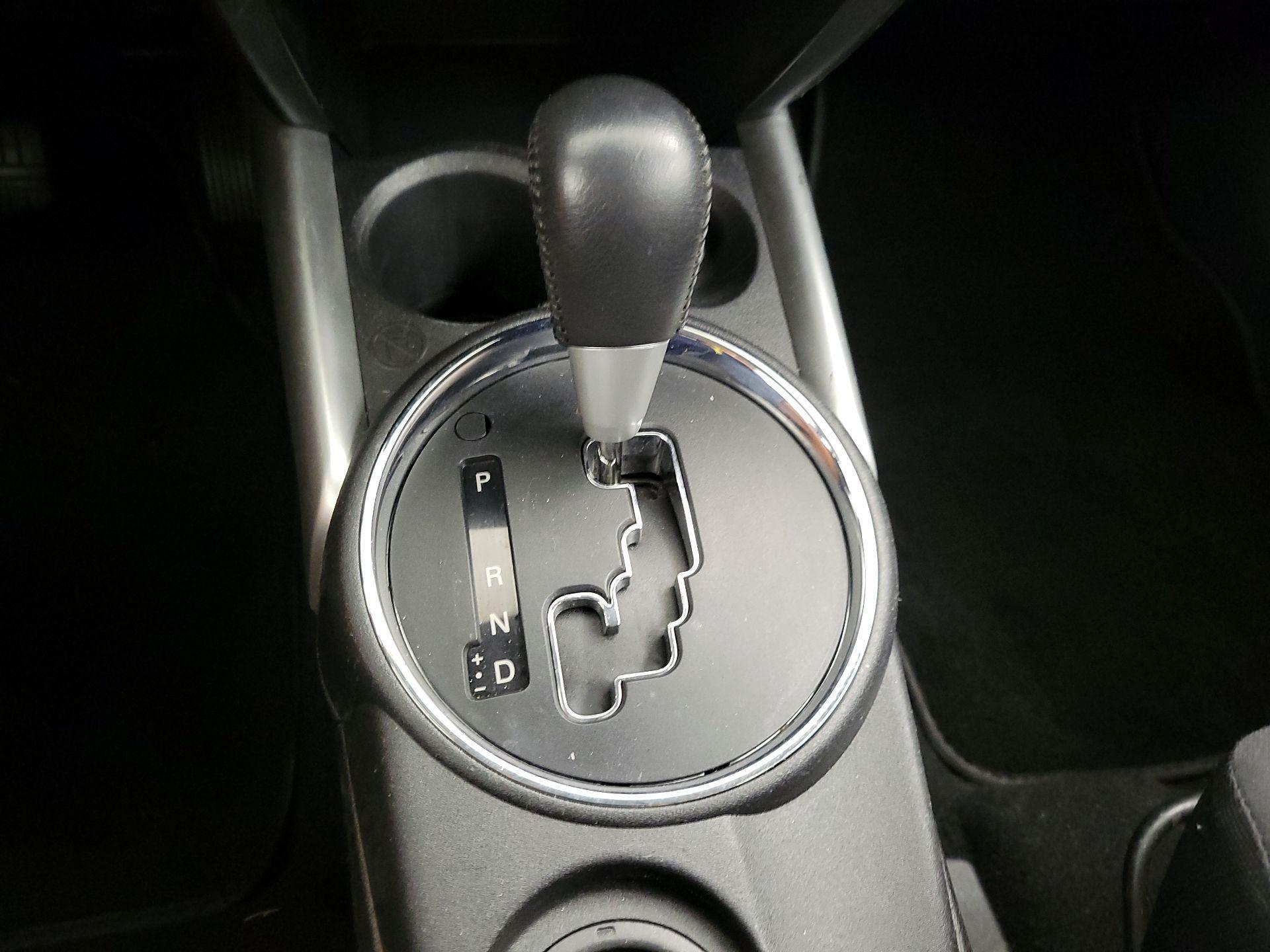 Thumbnail: 2013 Mitsubishi Outlander Sport - 16