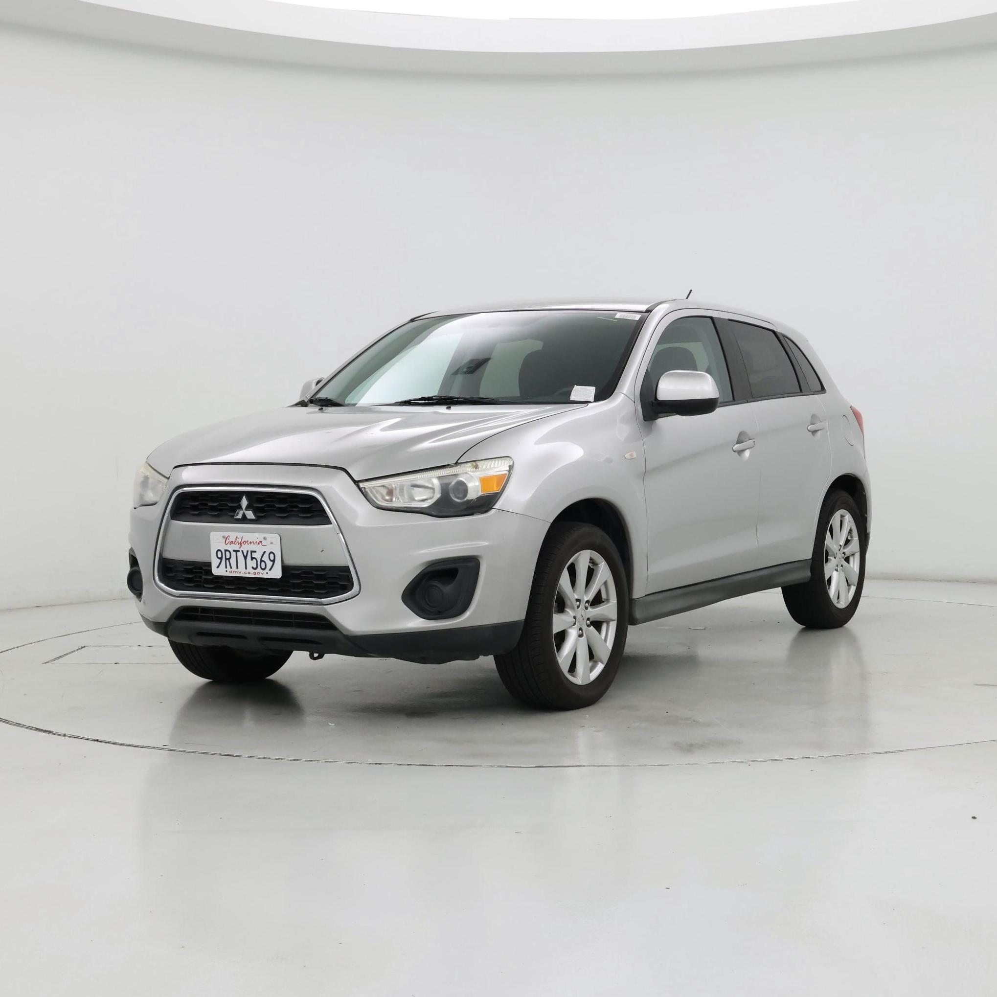 Thumbnail: 2013 Mitsubishi Outlander Sport - 4