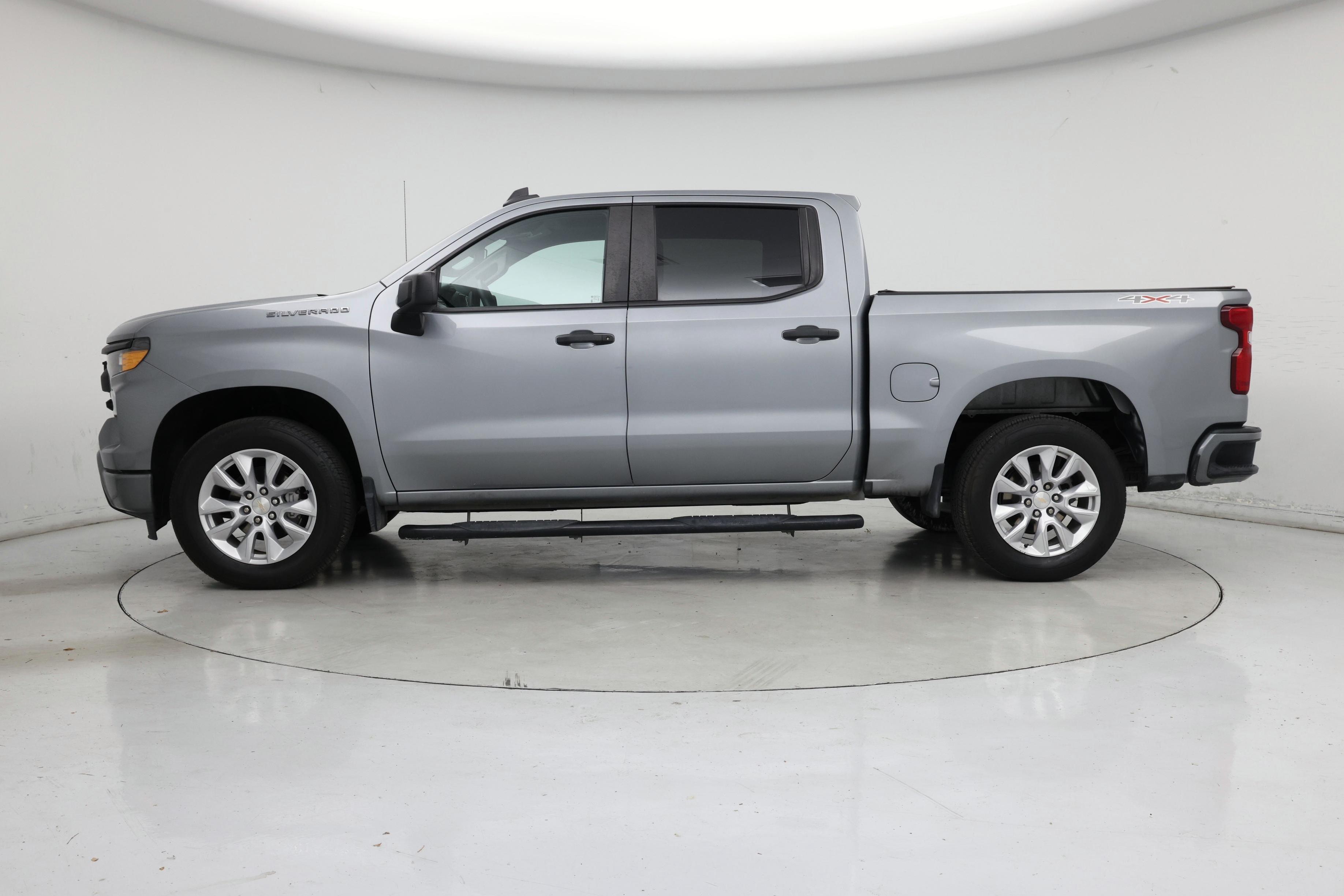 Thumbnail: 2023 Chevrolet Silverado 1500 - 3