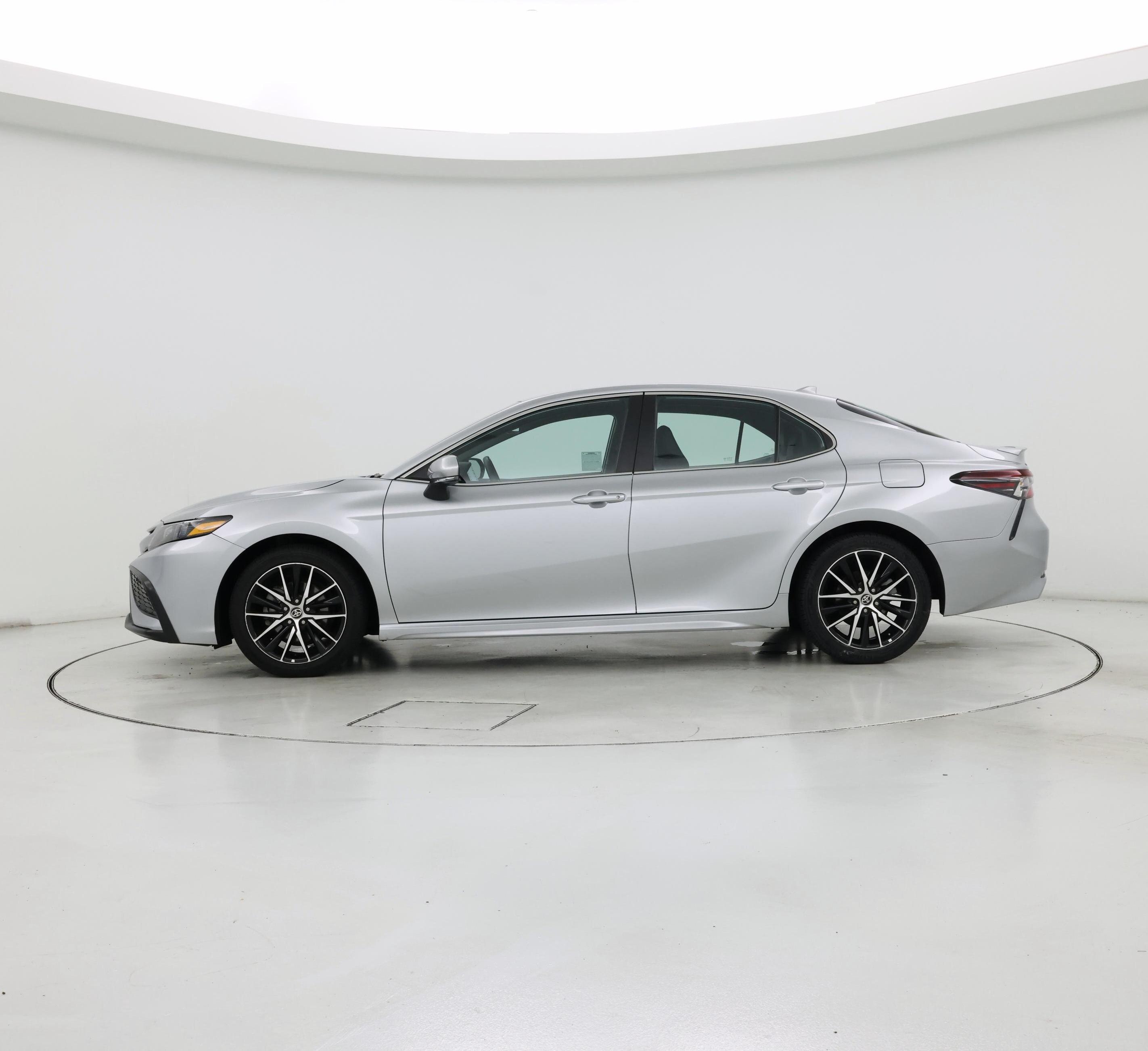 Thumbnail: 2023 Toyota Camry - 3