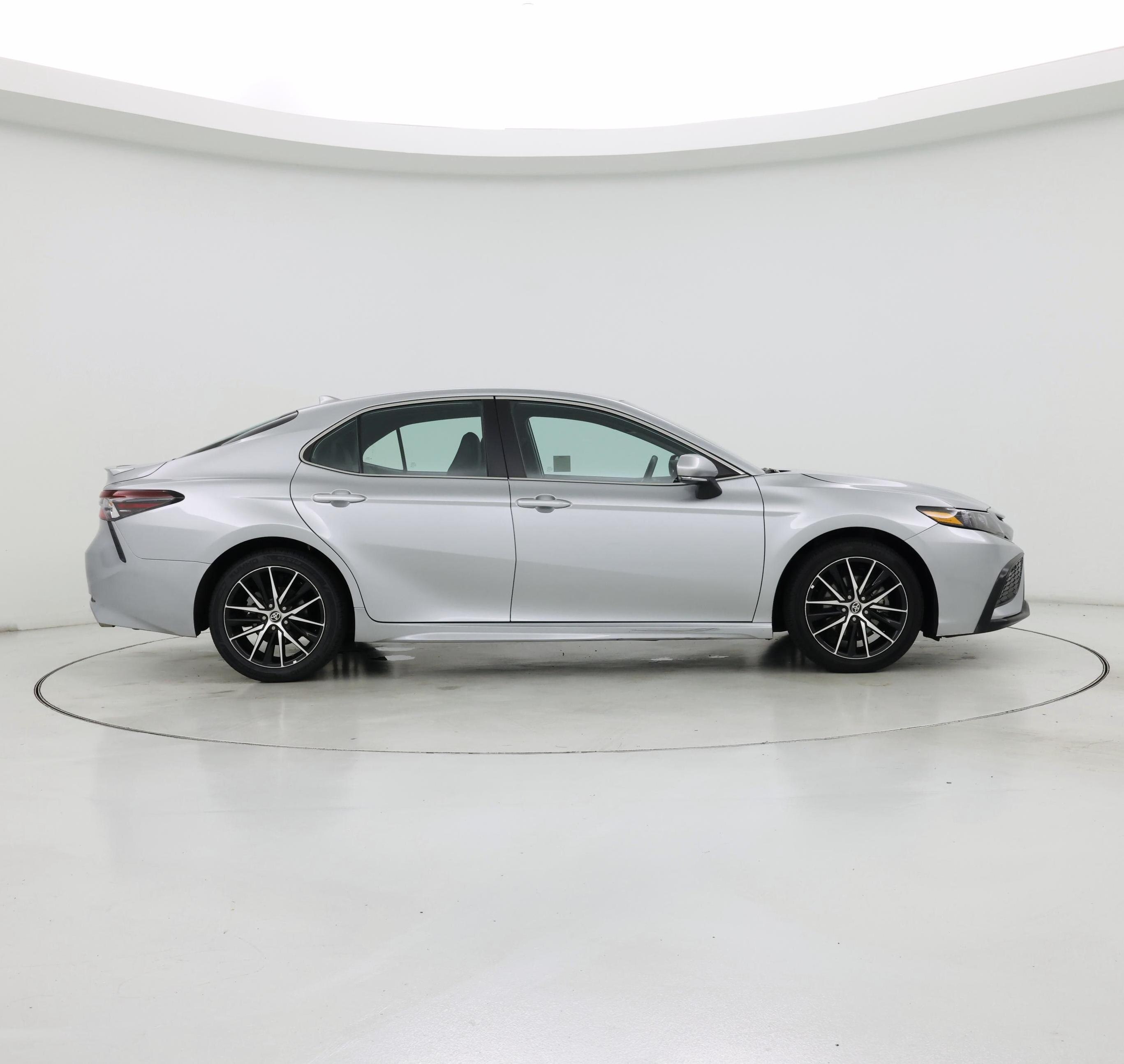 Thumbnail: 2023 Toyota Camry - 7