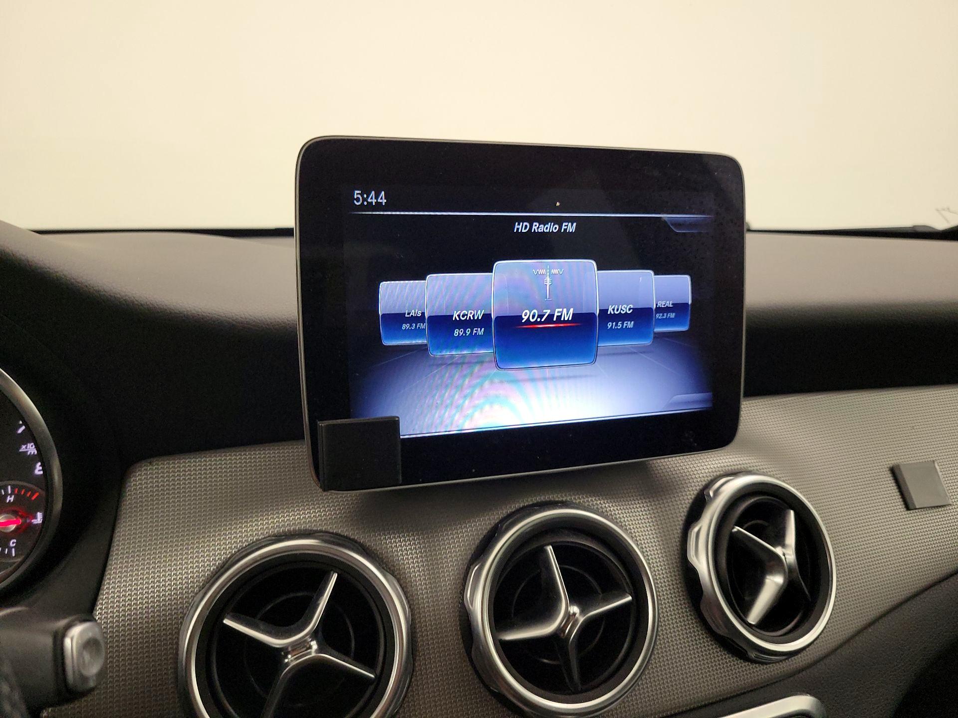 Thumbnail: 2019 Mercedes-Benz GLA - 15