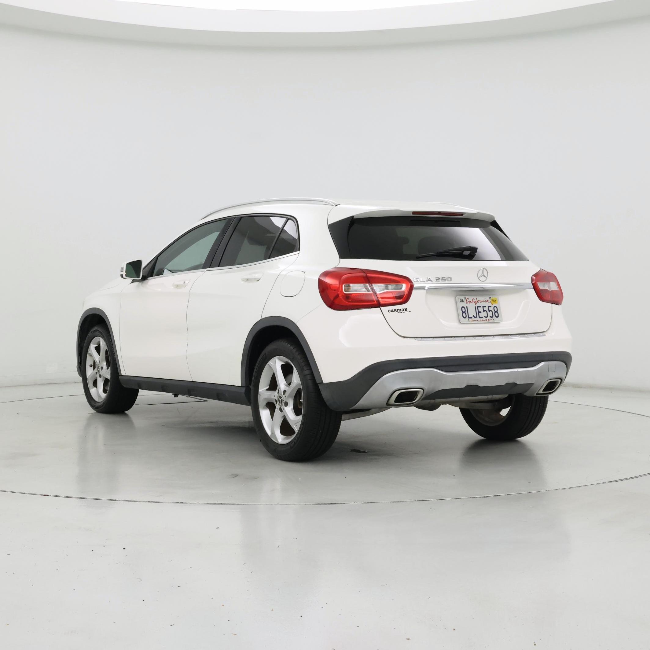 Thumbnail: 2019 Mercedes-Benz GLA - 2