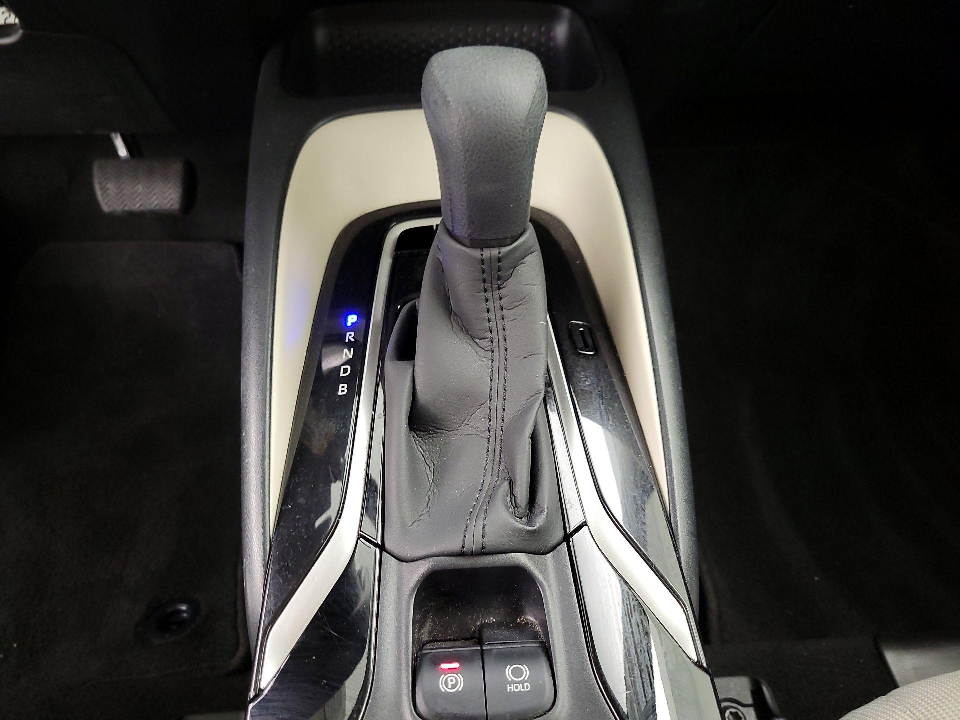 Thumbnail: 2021 Toyota Corolla - 17