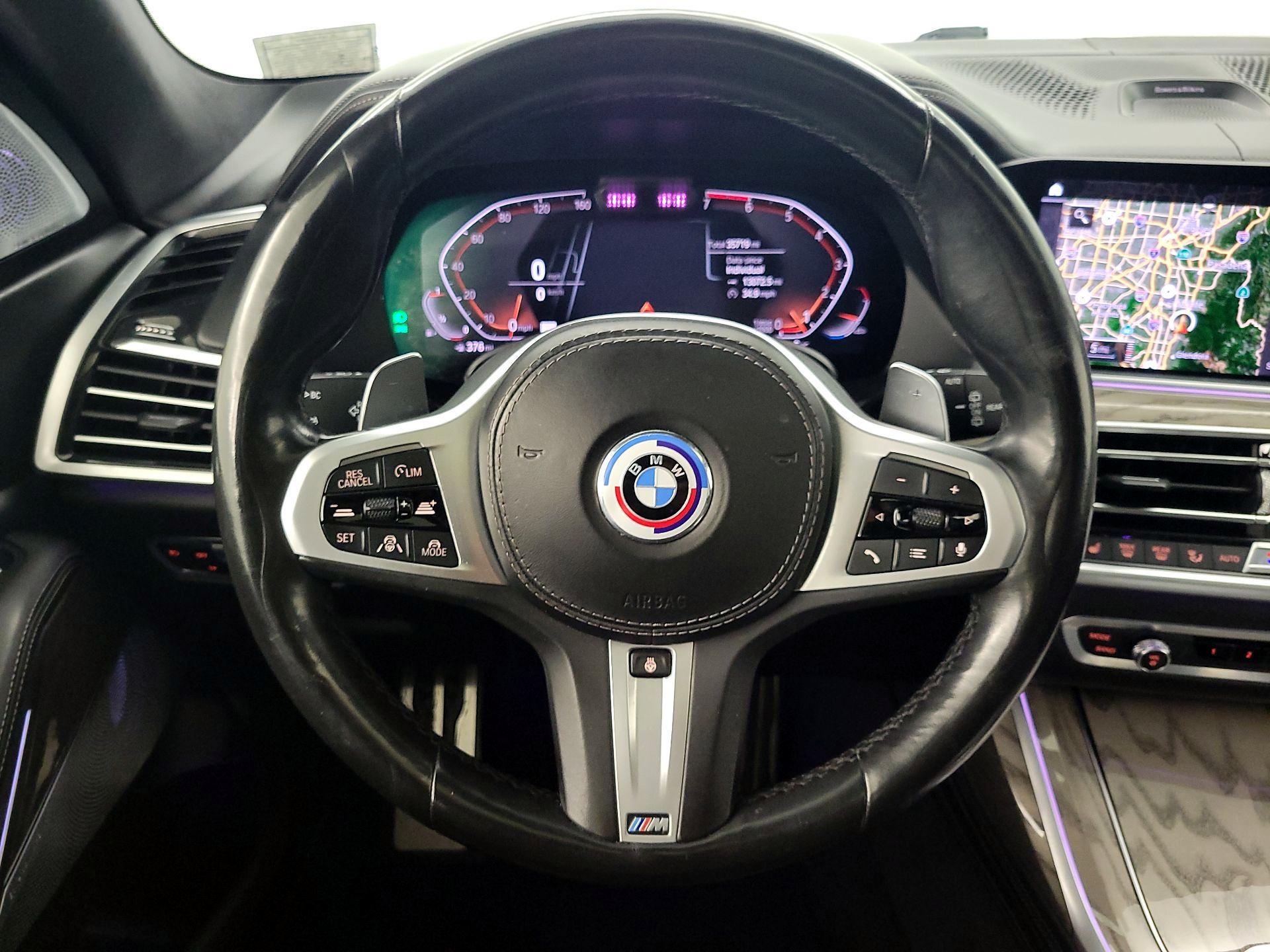 Thumbnail: 2019 BMW X7 - 10