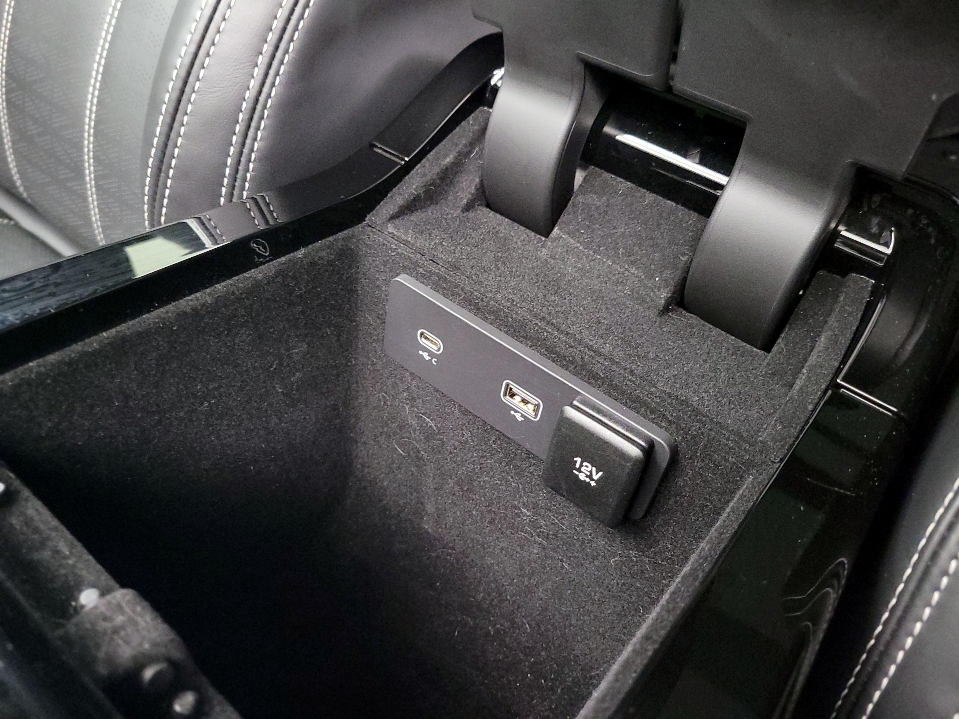 Thumbnail: 2021 Land Rover Range Rover Velar - 19