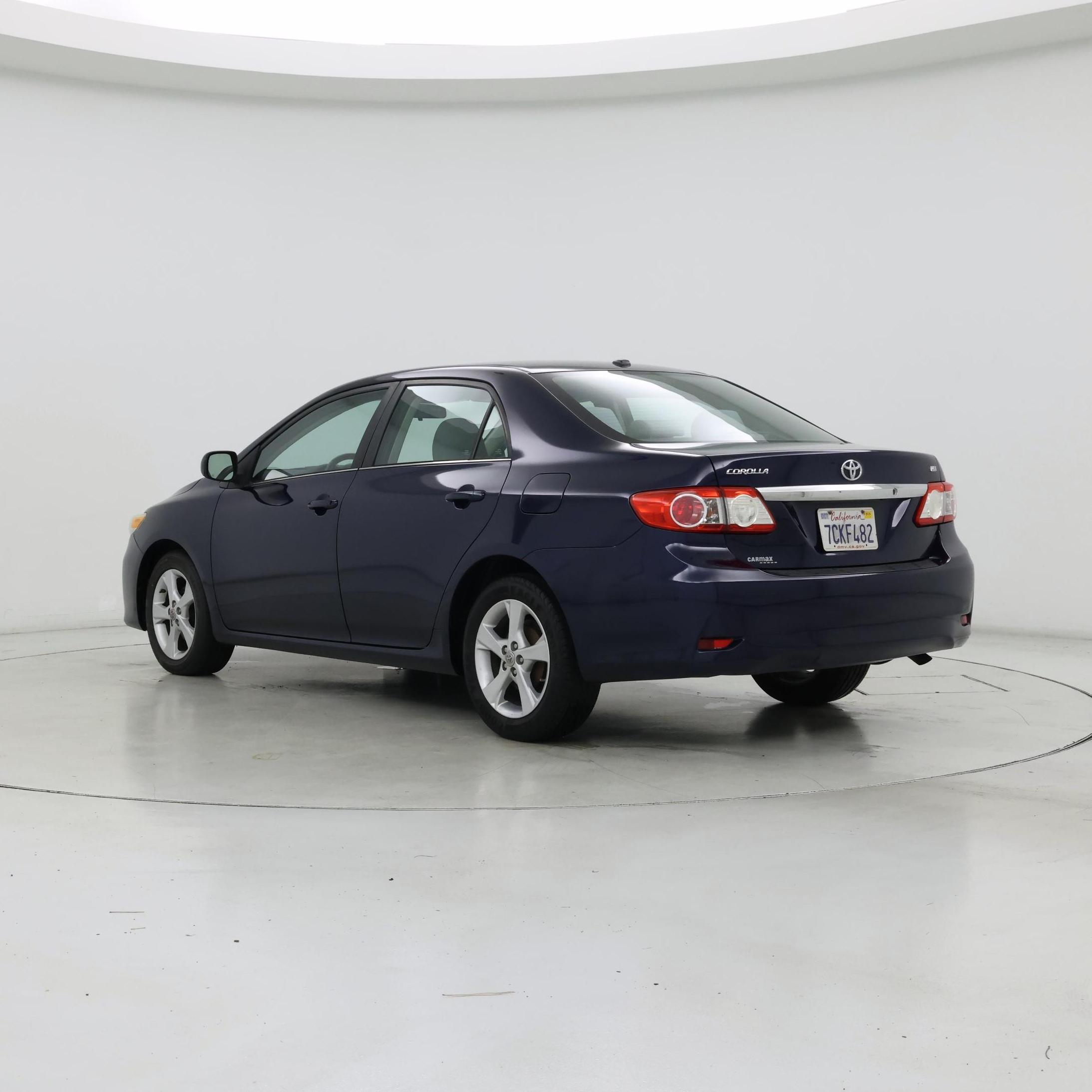 Thumbnail: 2013 Toyota Corolla - 2