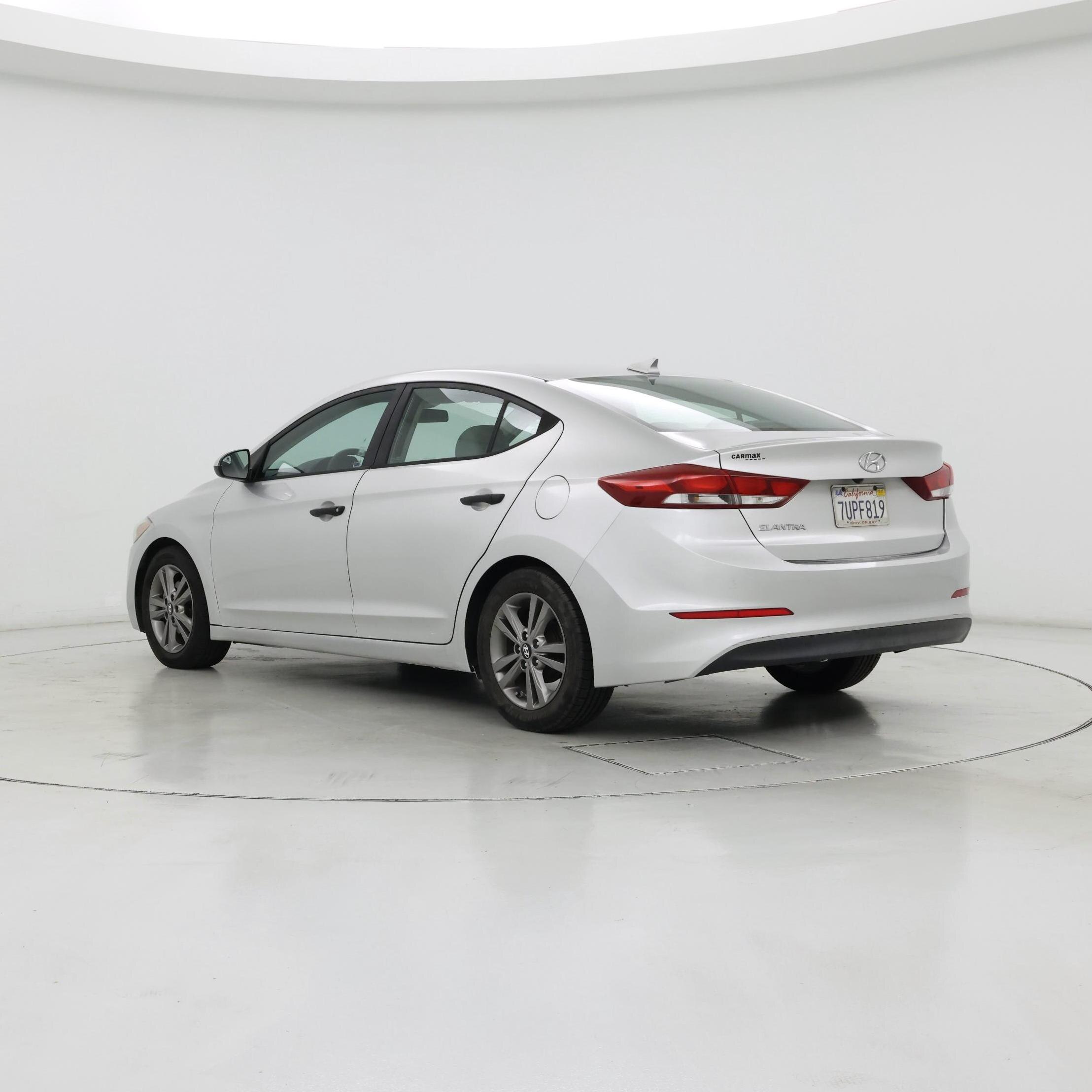 Thumbnail: 2017 Hyundai Elantra - 2