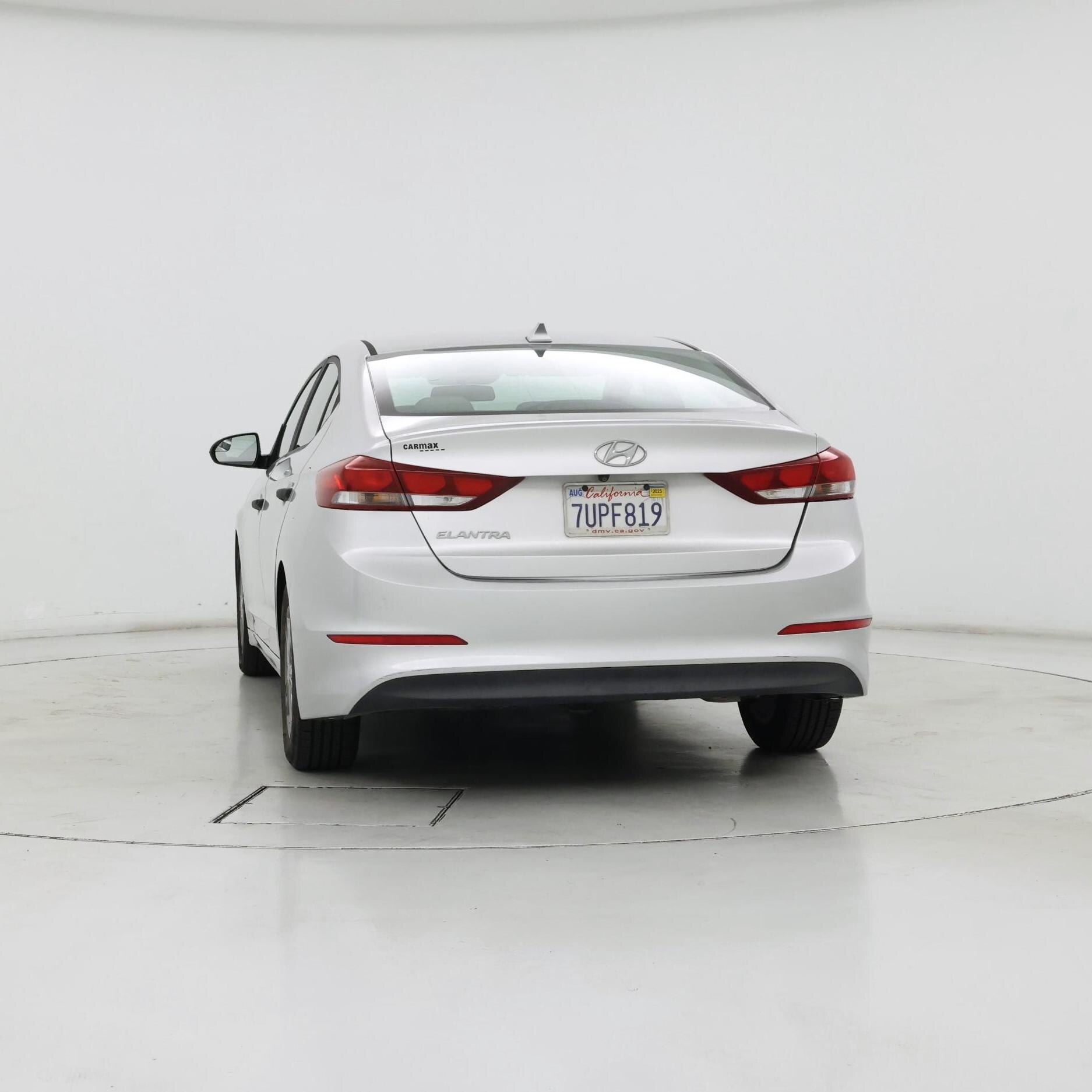 Thumbnail: 2017 Hyundai Elantra - 6