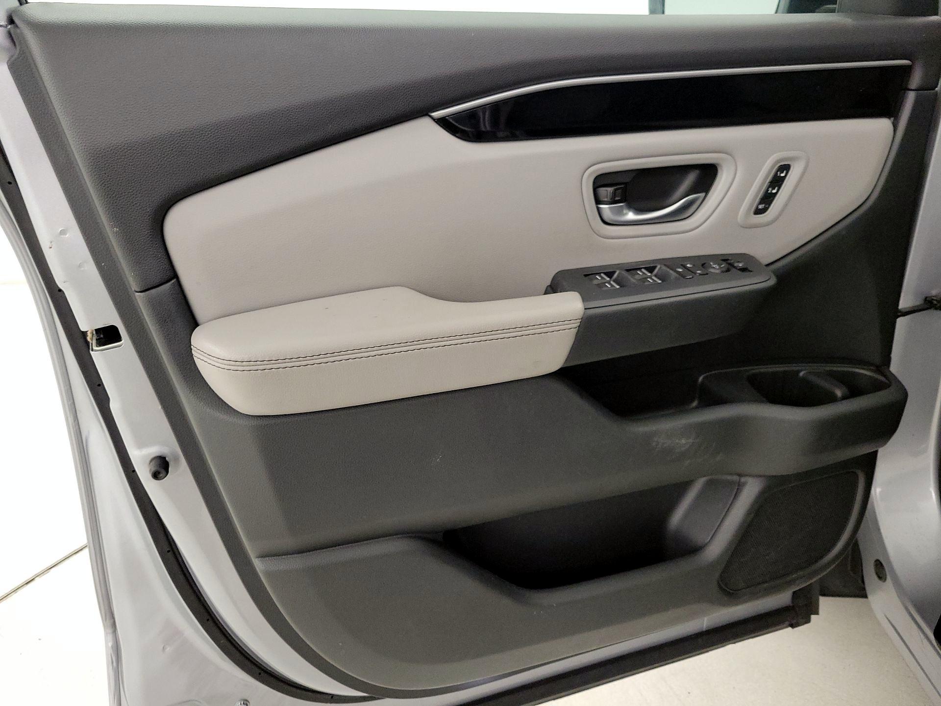 Thumbnail: 2024 Honda Pilot - 12