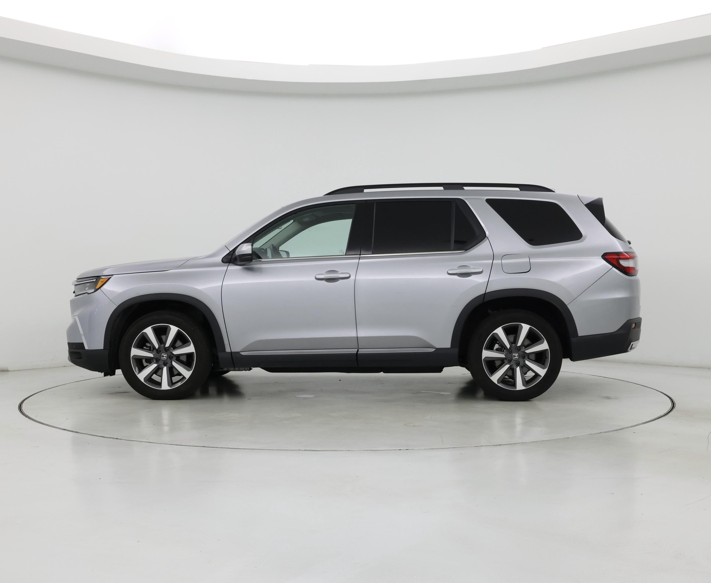 Thumbnail: 2024 Honda Pilot - 3