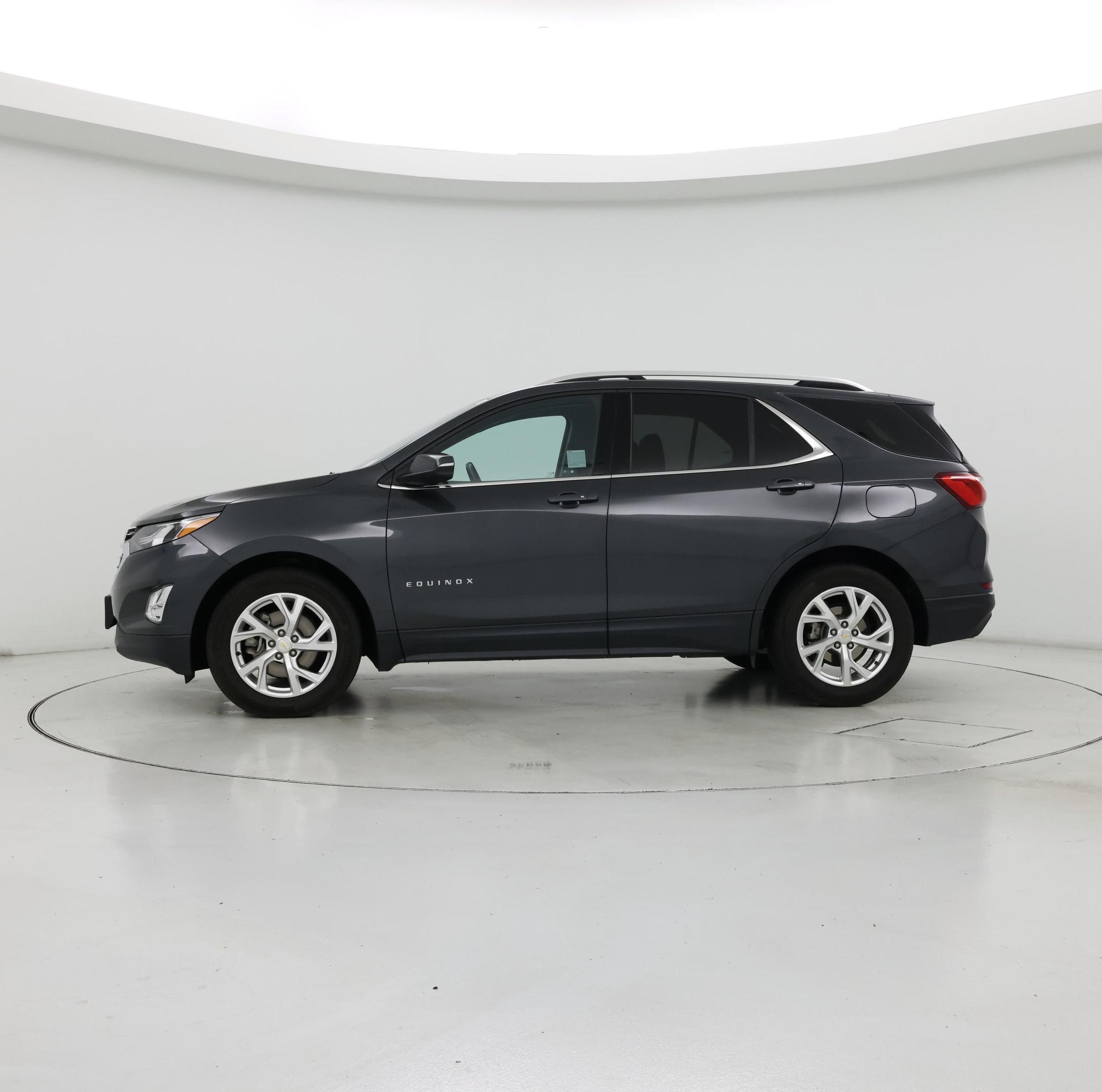 Thumbnail: 2019 Chevrolet Equinox - 3