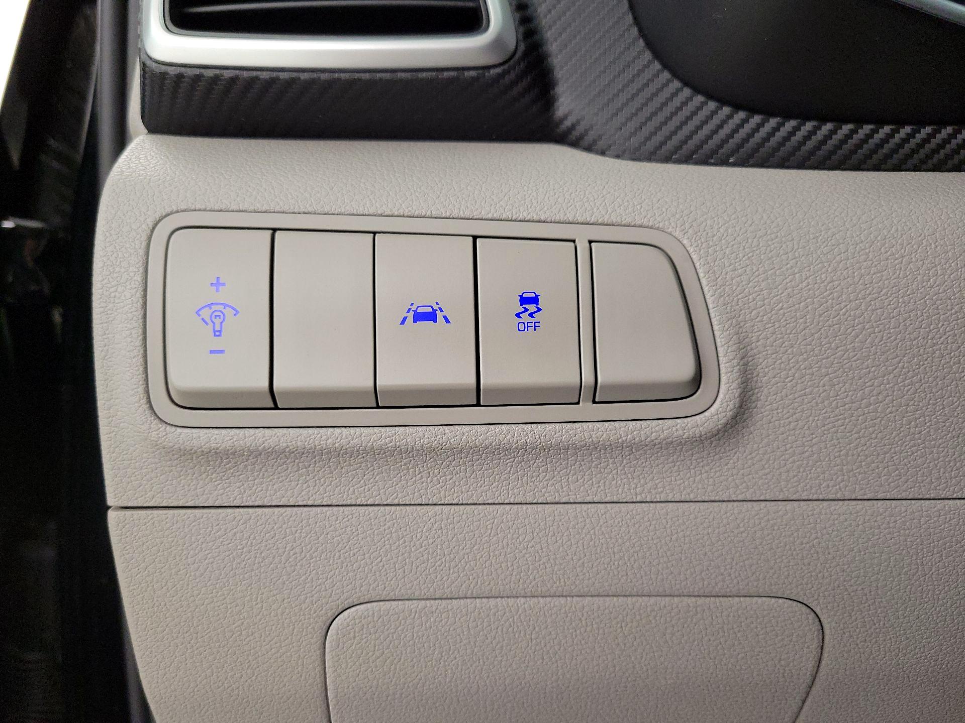 Thumbnail: 2020 Hyundai Tucson - 13